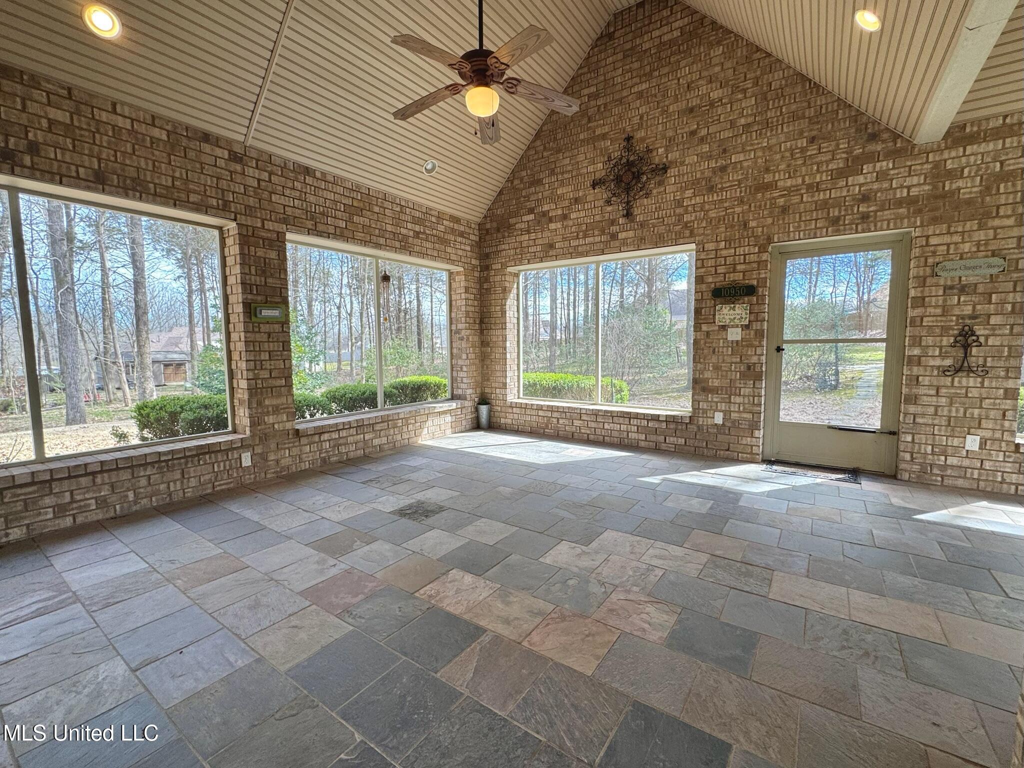 5701 Burlington Lane, Olive Branch, Mississippi image 38