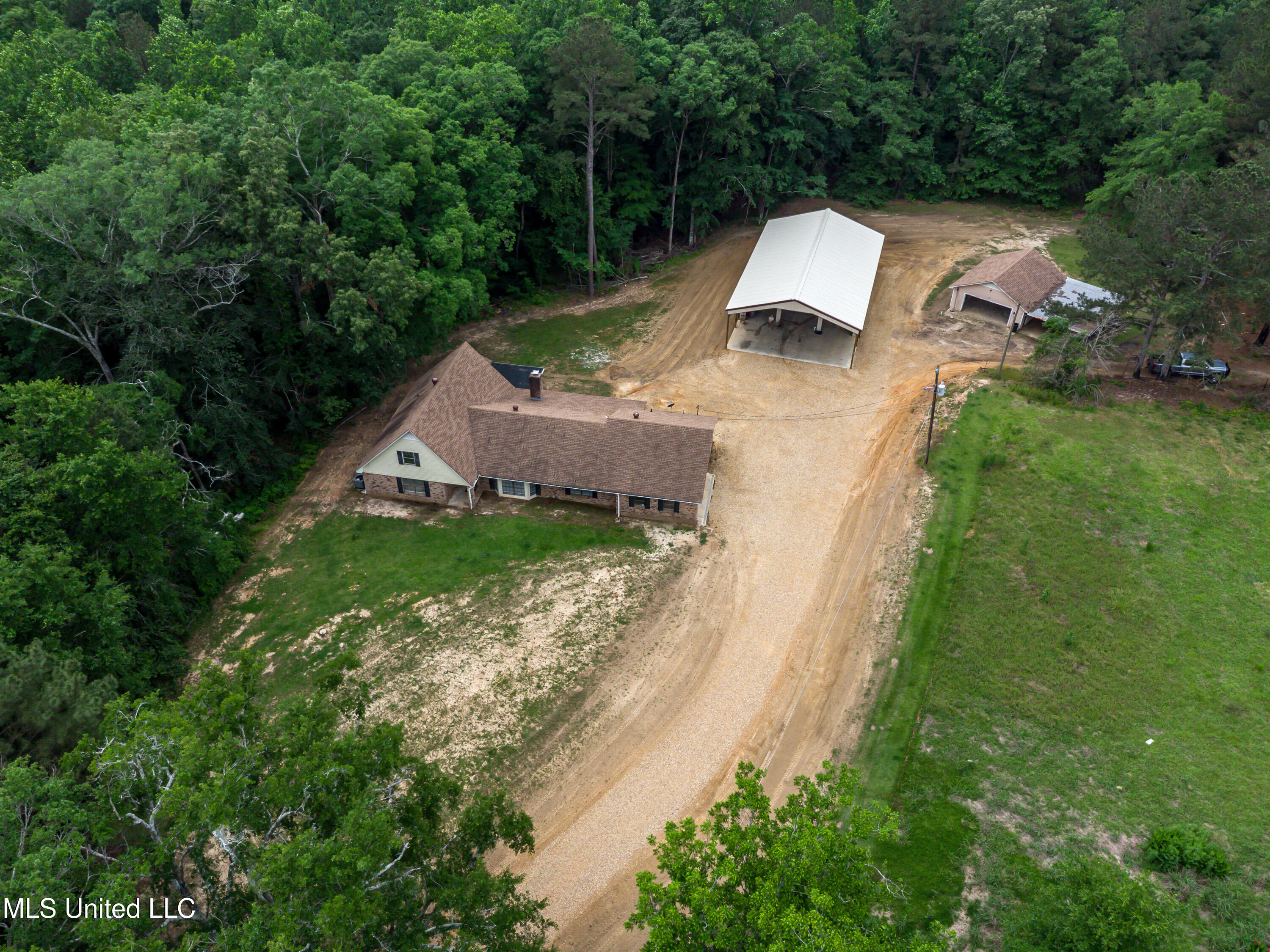 1597 Old Lake Road, Brandon, Mississippi image 7