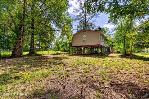 Homes For Sale - 1713 Deer Lane<br/> Lucedale, MS 39452