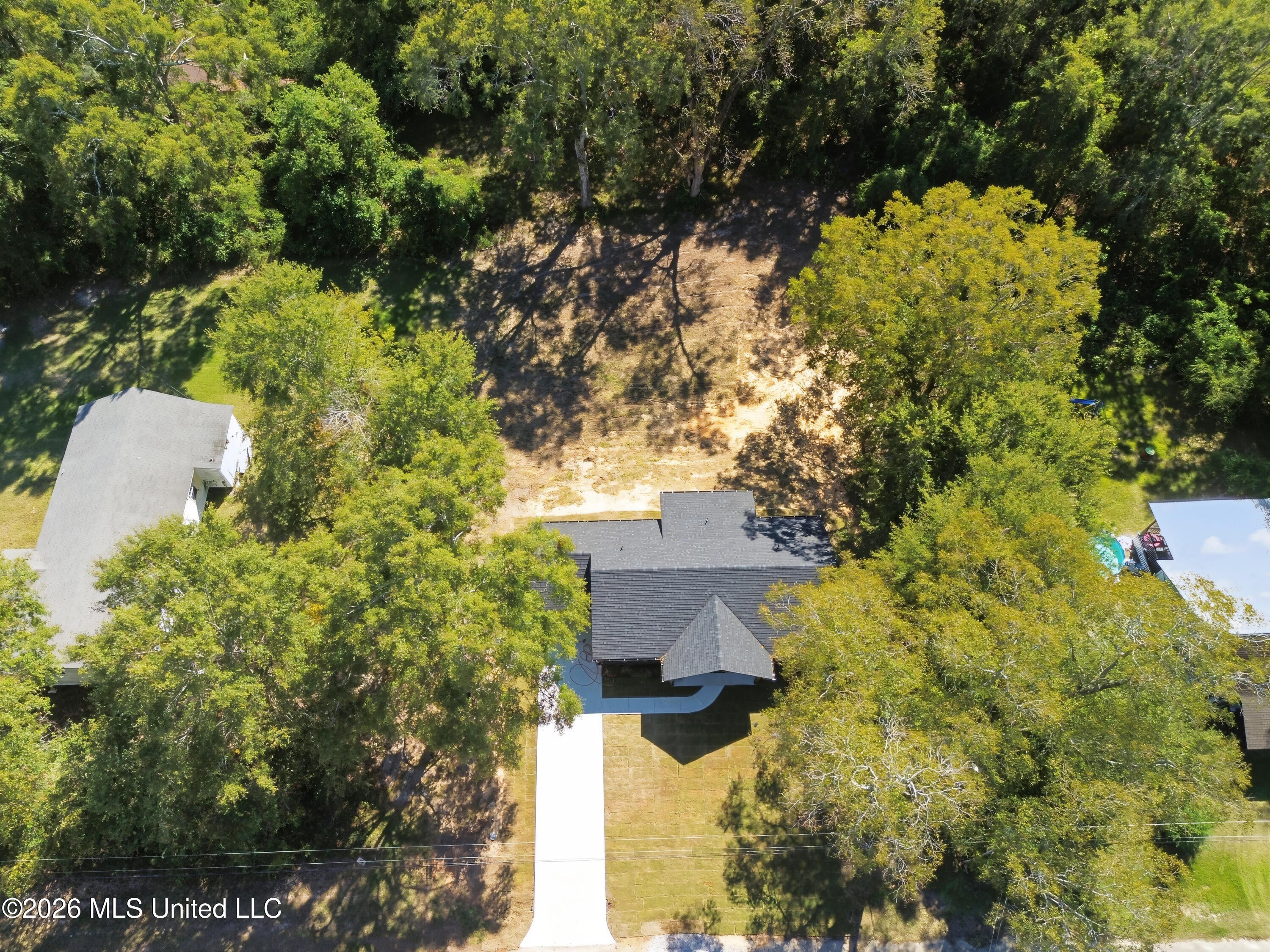 528 E Hatten Avenue
