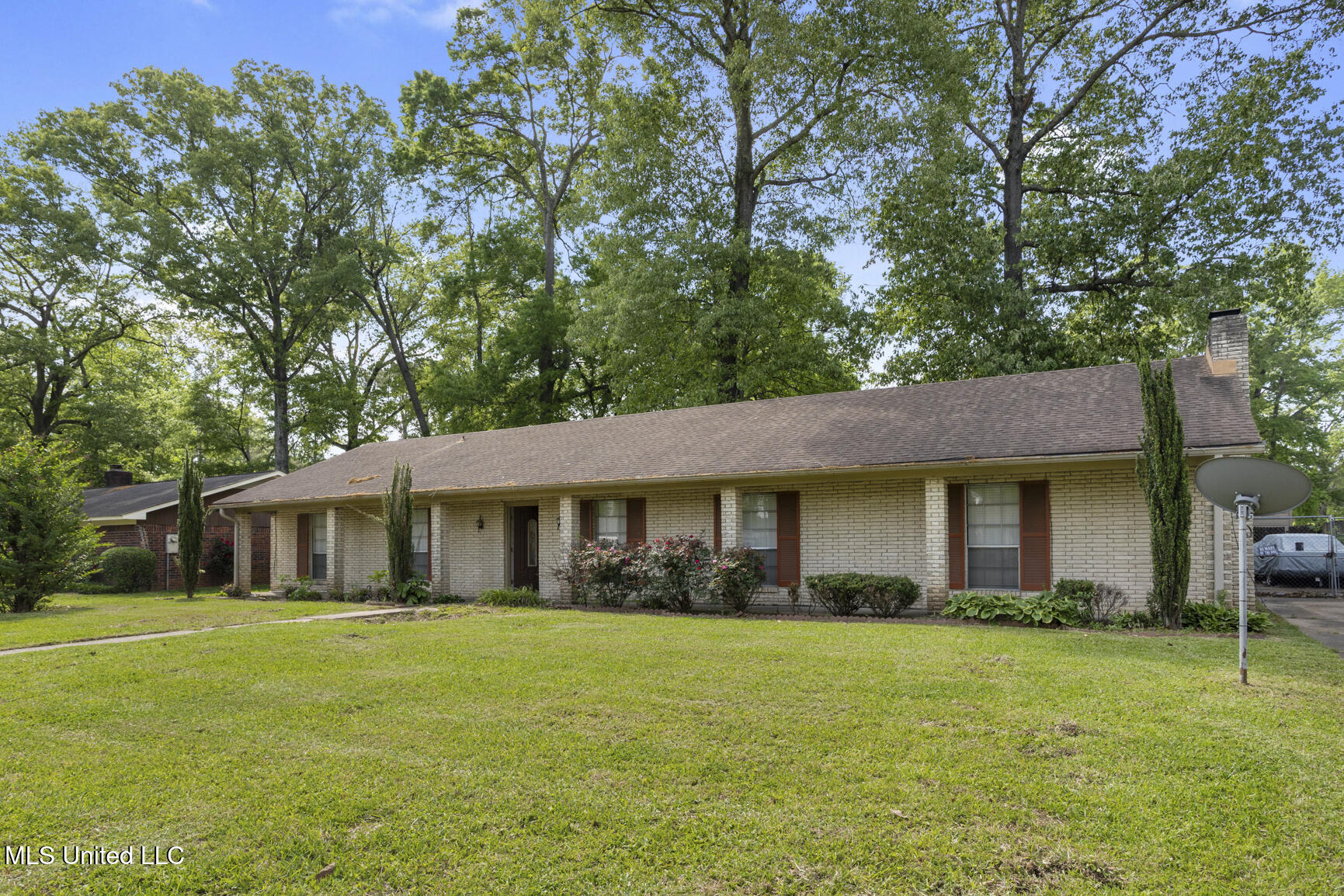 221 Northgate Boulevard, Jackson, Mississippi image 1