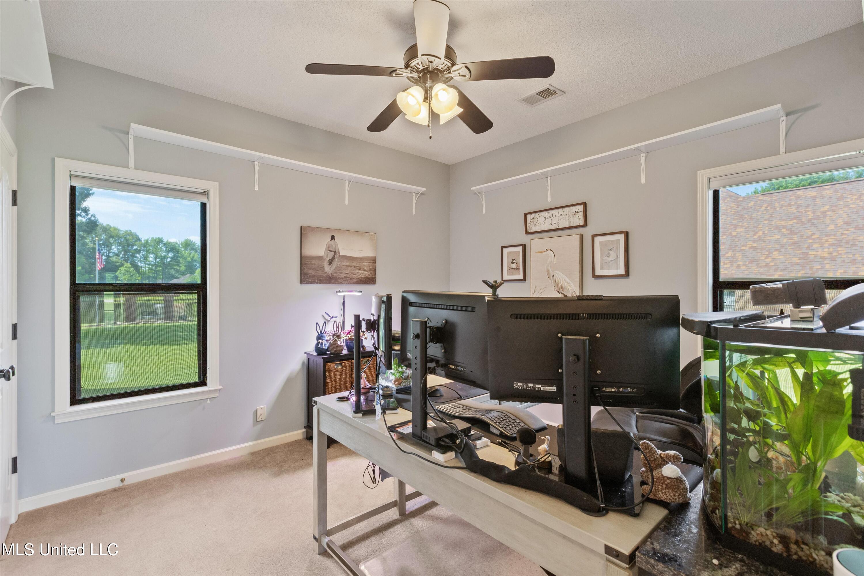 2075 Wood Hill Drive, Horn Lake, Mississippi image 19
