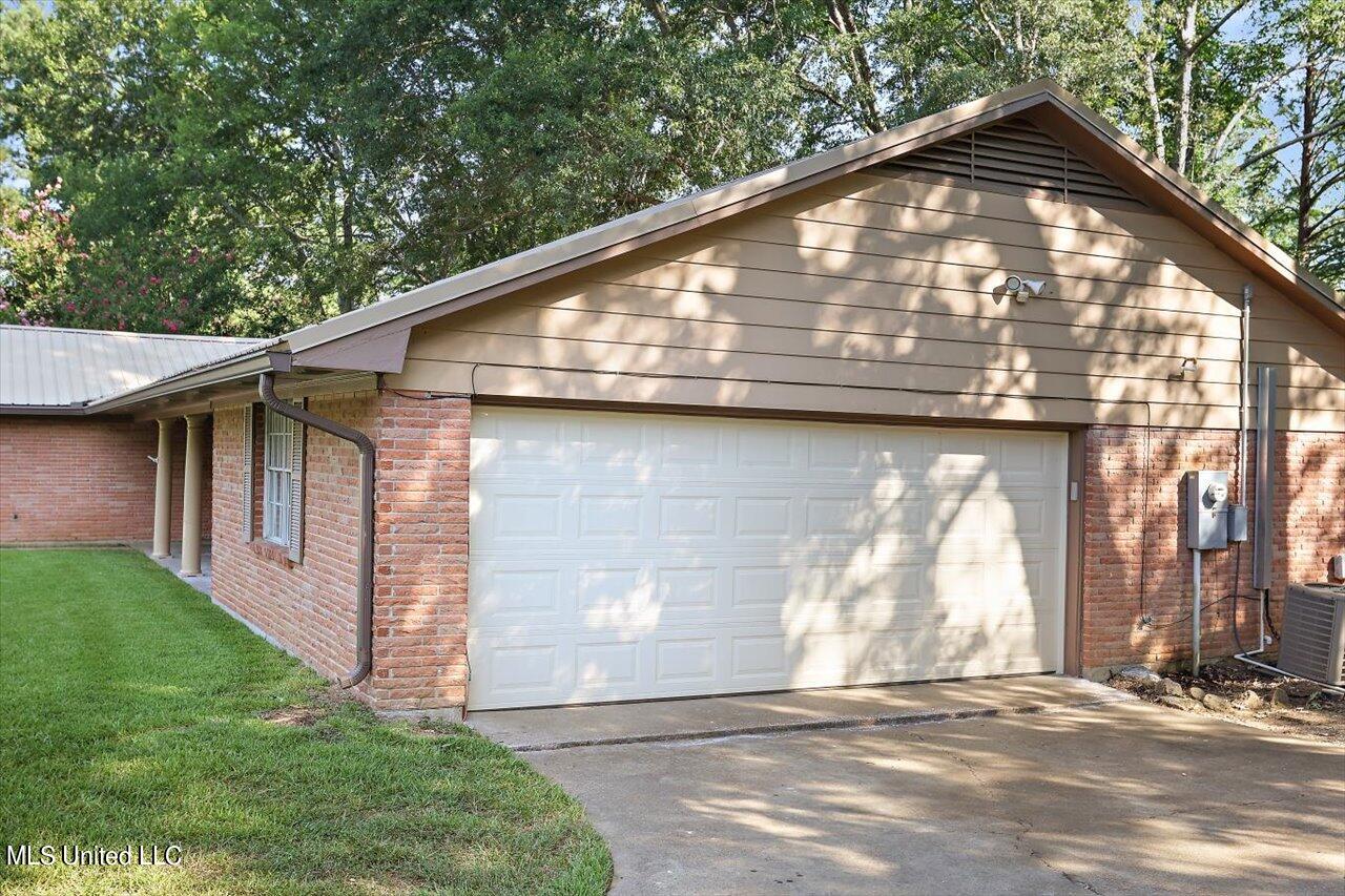 603 Herndon Hill, Clinton, Mississippi image 4