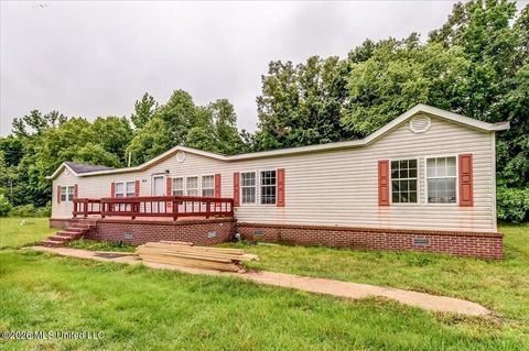 Mobile Home For Sale - 864 Chulahoma Road<br/> Holly Springs, MS 38635