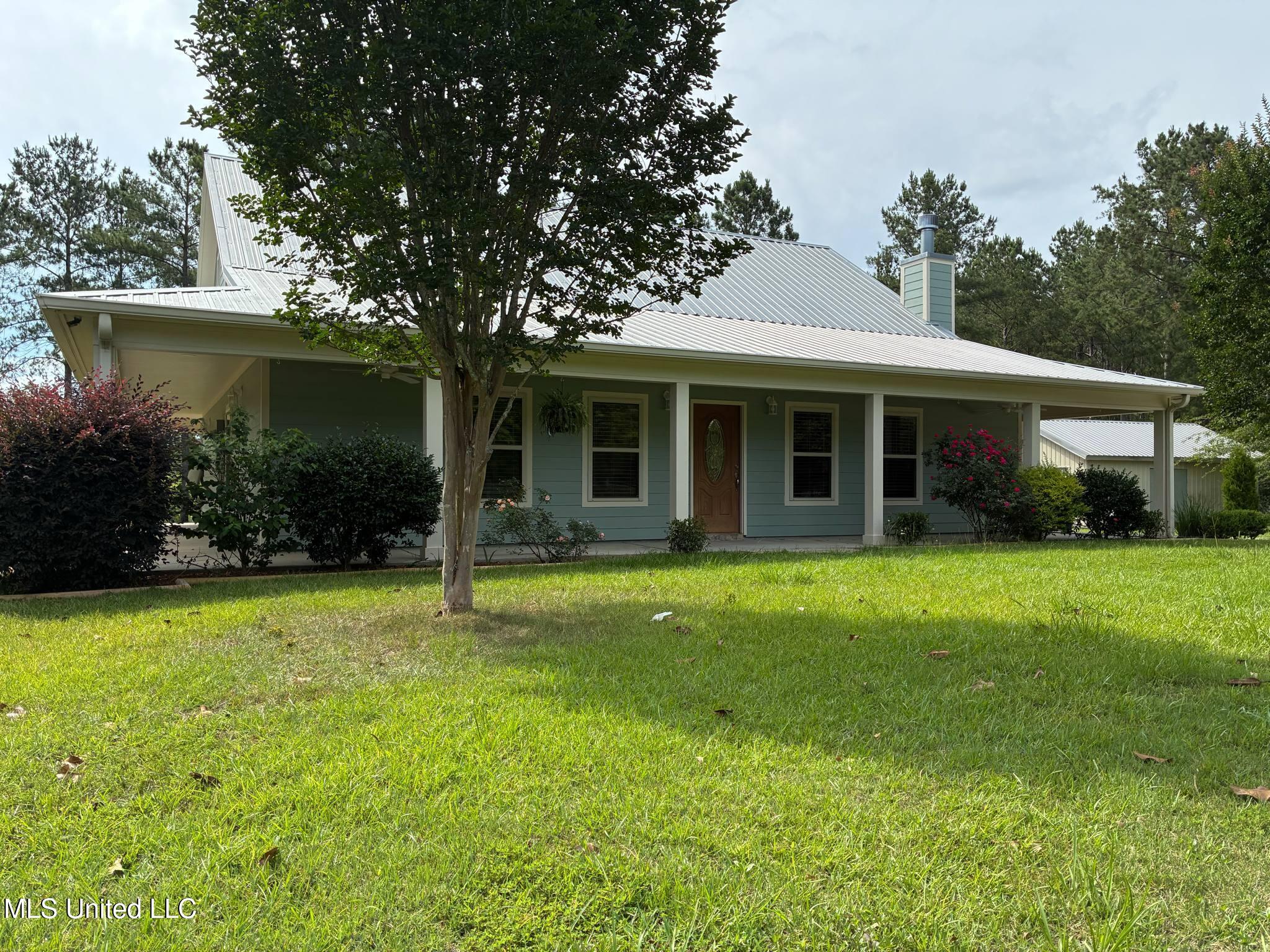 24031 Old River Road, Vancleave, Mississippi image 1