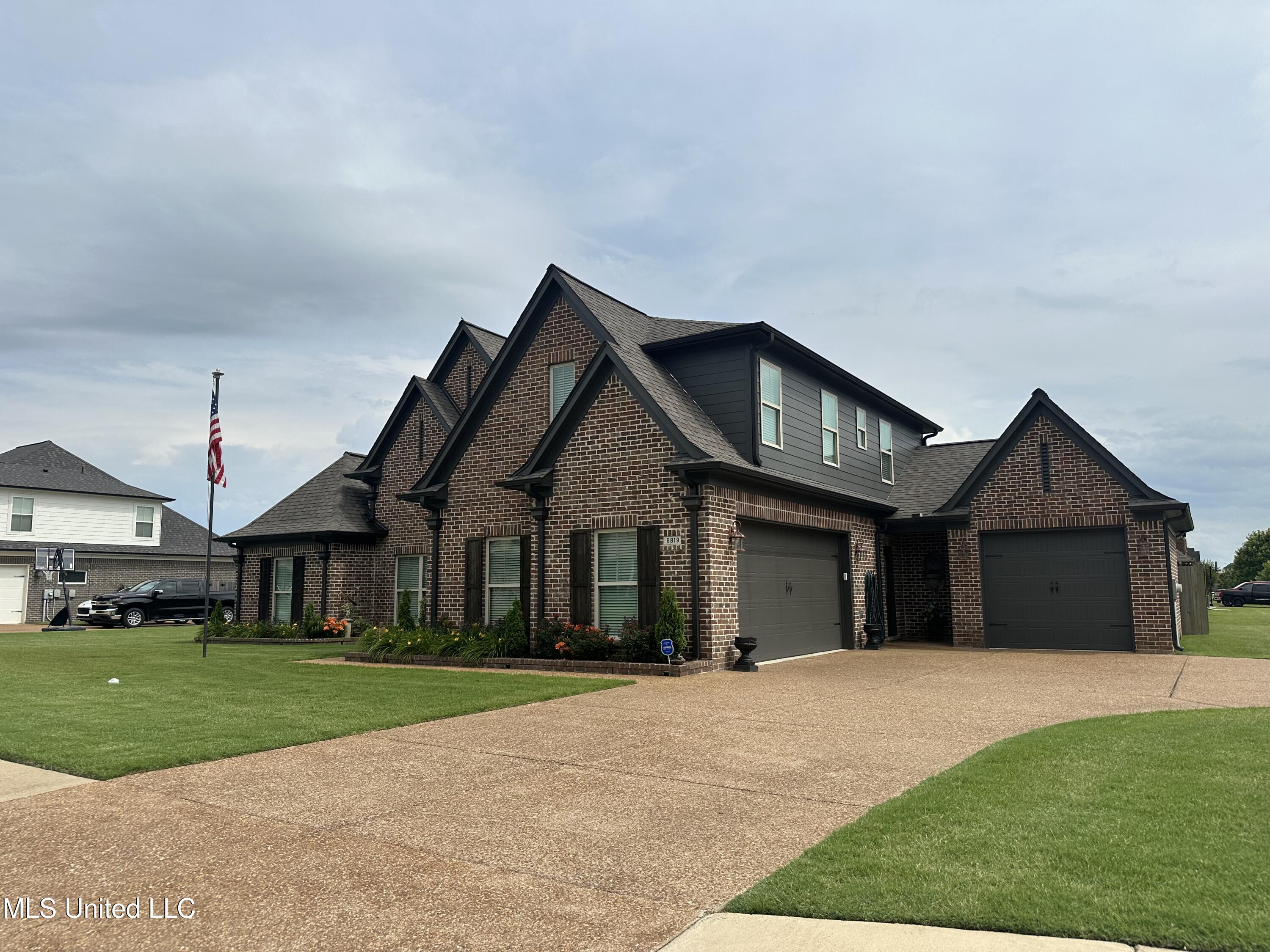 6819 Hawks View Vw, Olive Branch, Mississippi image 2