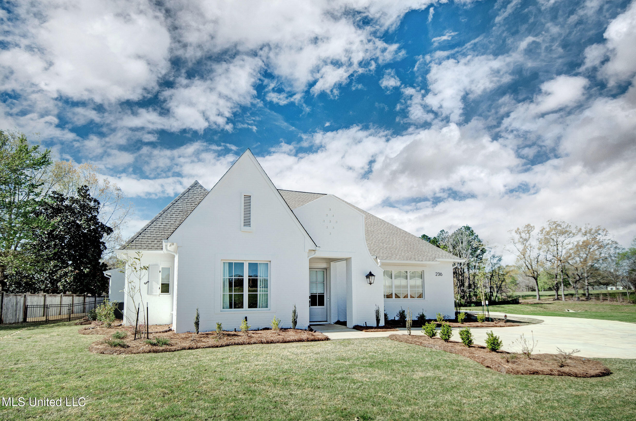 236 Parke Drive, Ridgeland, Mississippi image 2