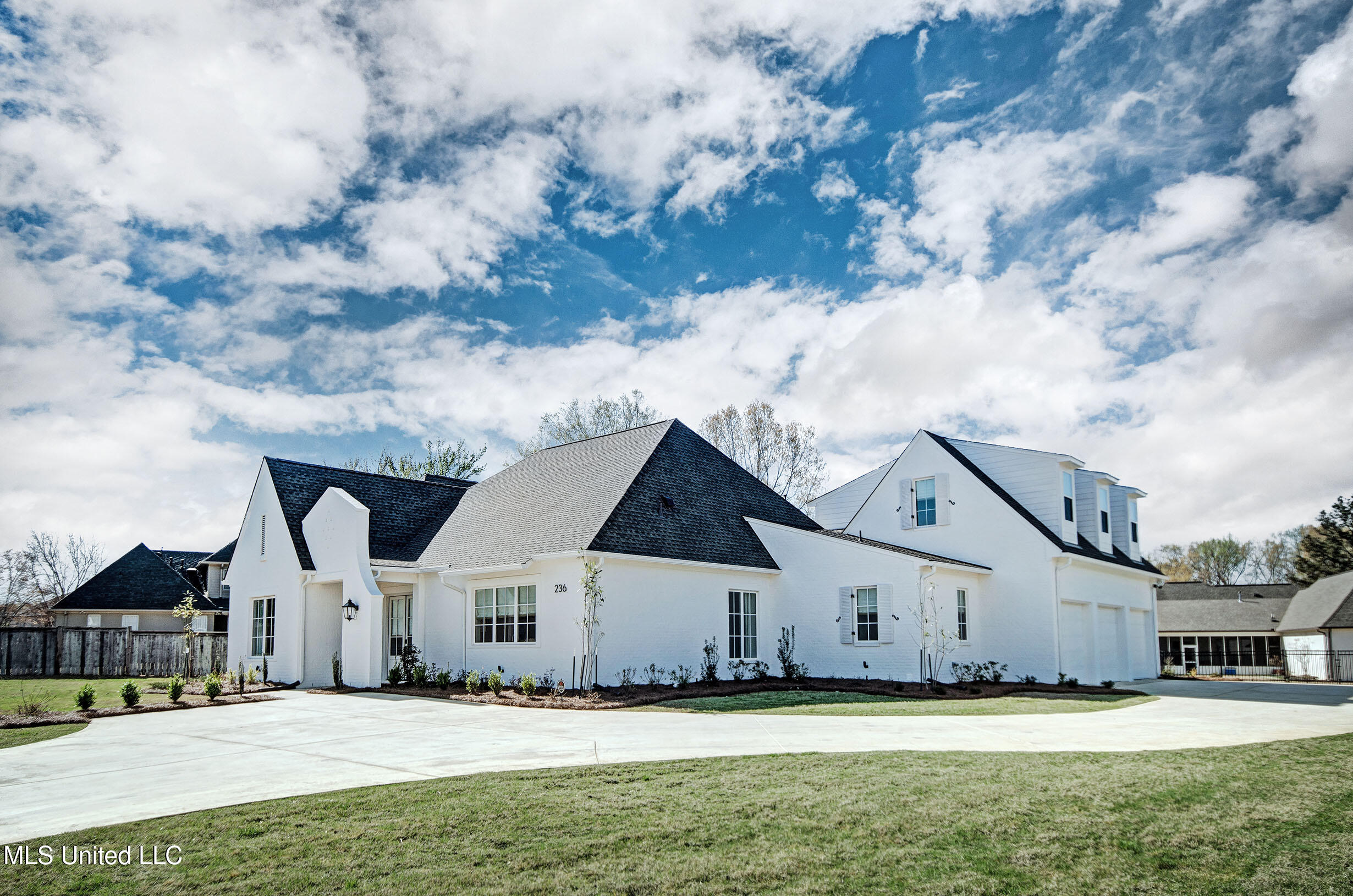 236 Parke Drive, Ridgeland, Mississippi image 1