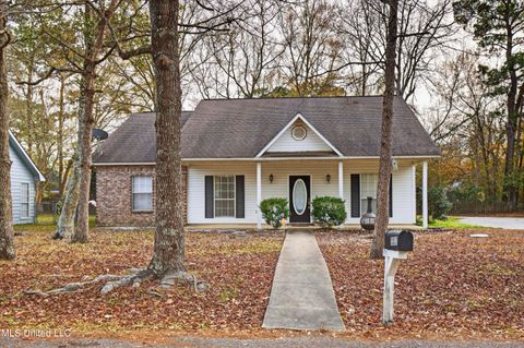 Homes For Sale - 3313 Neptune Drive<br/> Gautier, MS 39553