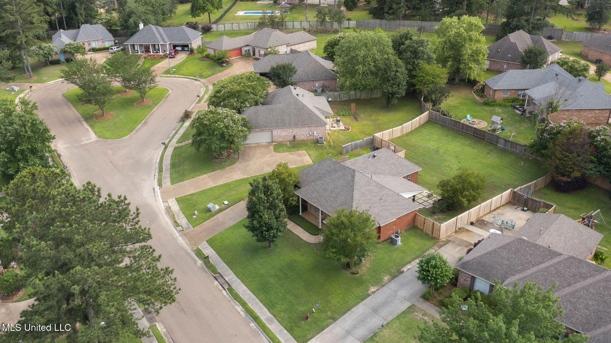 115 Deer Creek Cove, Madison, Mississippi image 11