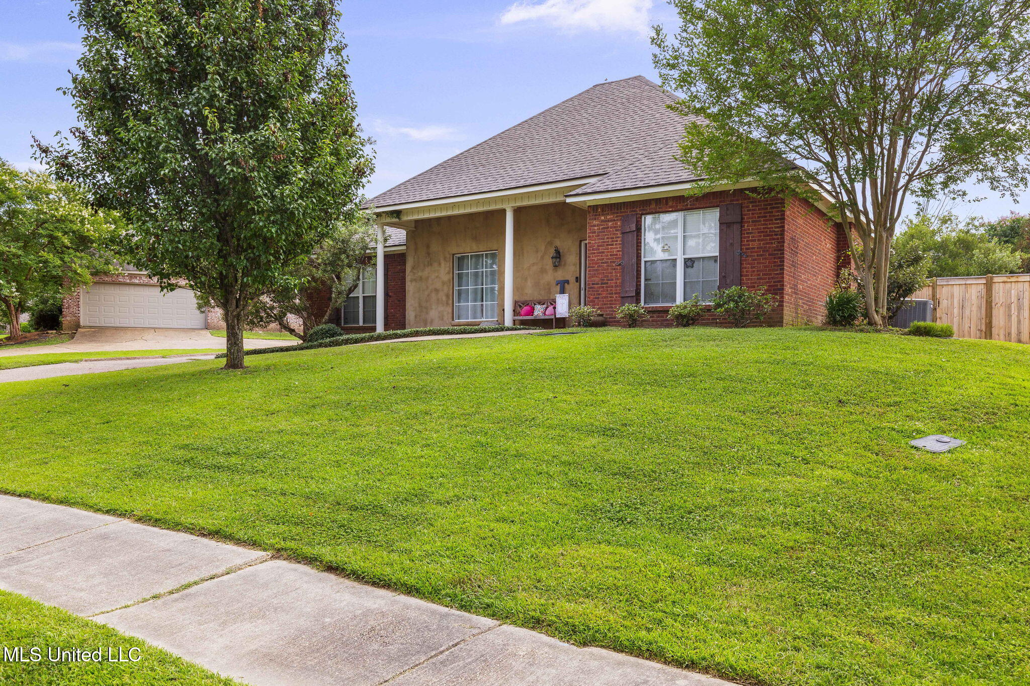 115 Deer Creek Cove, Madison, Mississippi image 3
