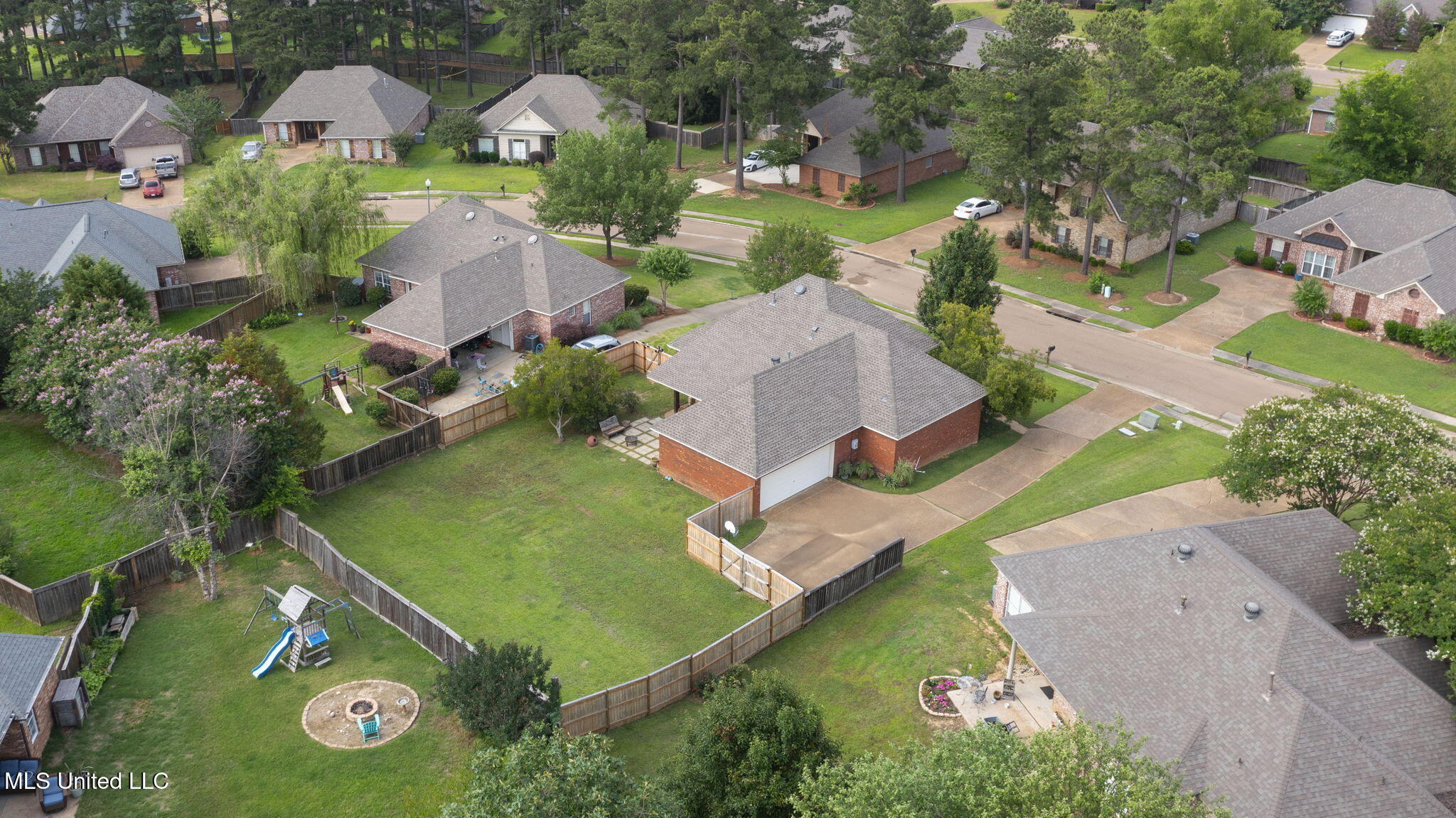 115 Deer Creek Cove, Madison, Mississippi image 10
