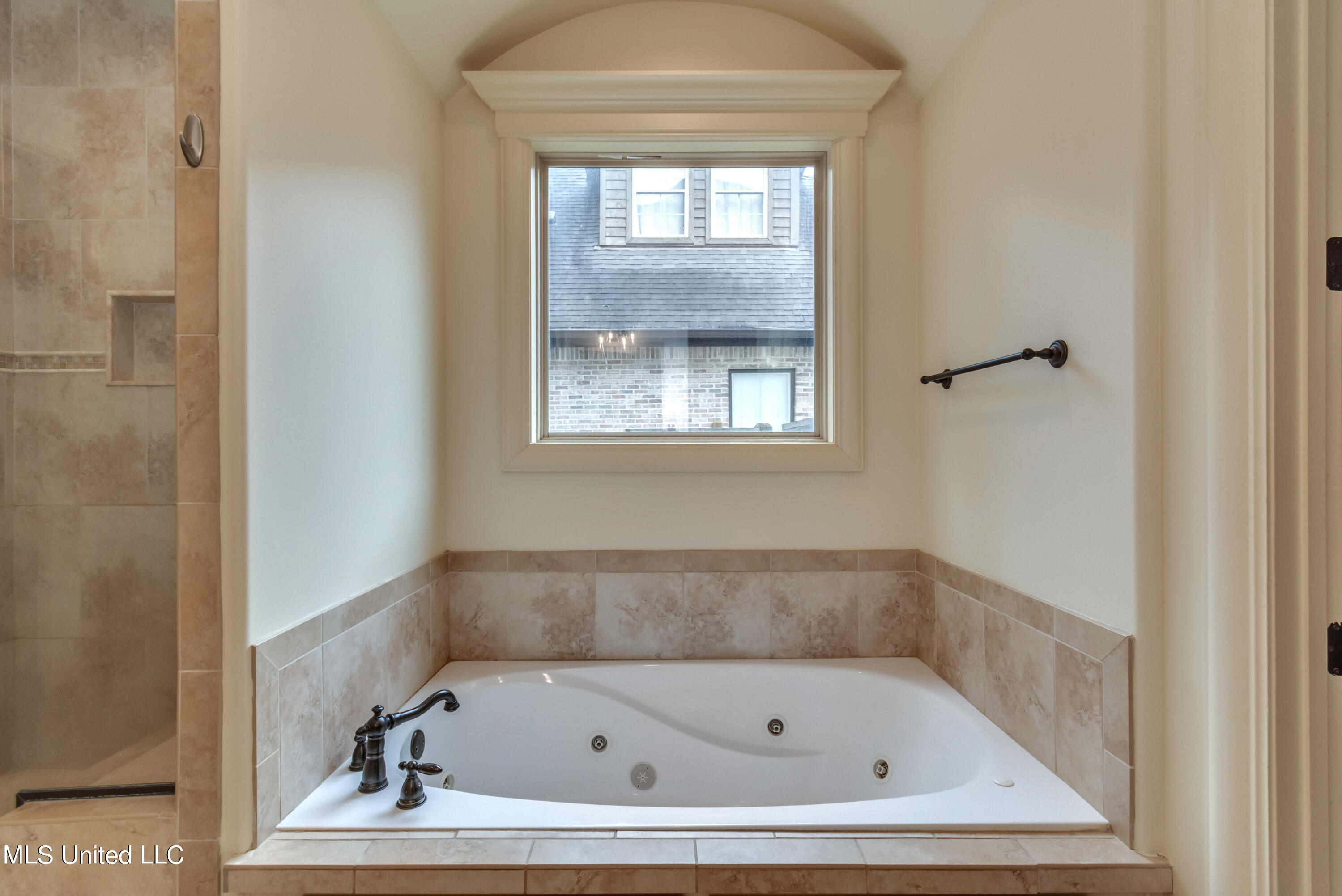 Madison, Mississippi 39110, United States, 4 Bedrooms Bedrooms, ,3 BathroomsBathrooms,Residential,Pending,50355