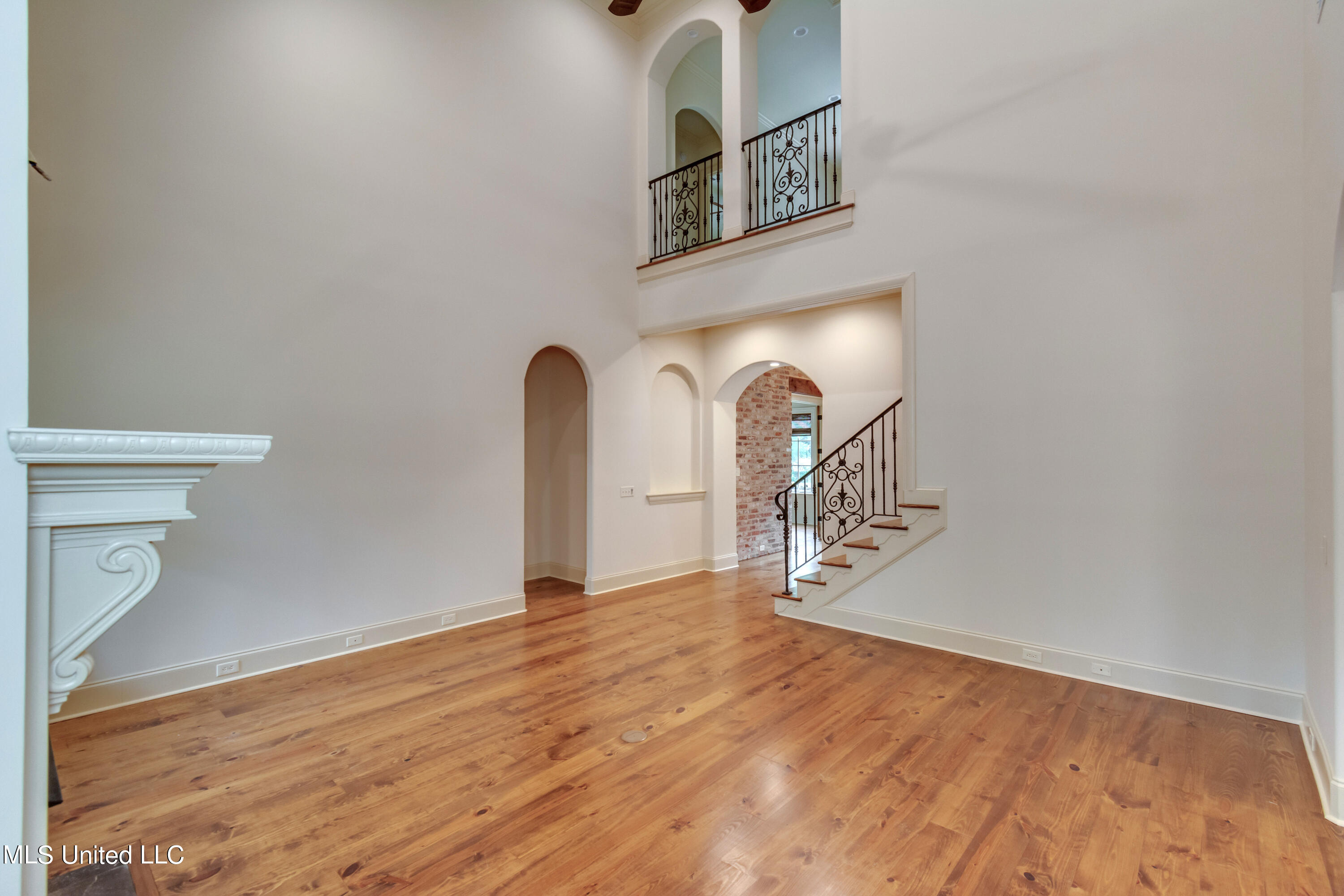 Madison, Mississippi 39110, United States, 4 Bedrooms Bedrooms, ,3 BathroomsBathrooms,Residential,Pending,50355