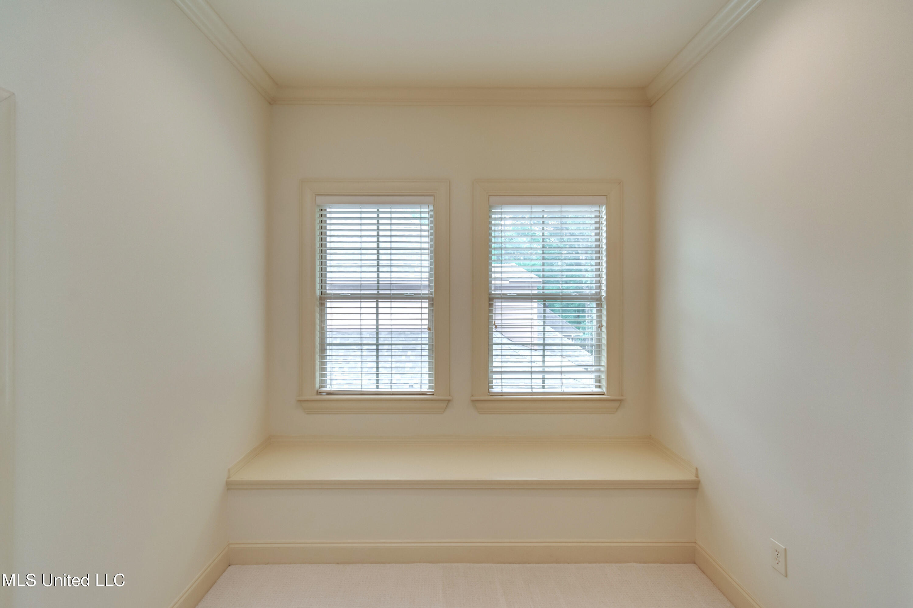 Madison, Mississippi 39110, United States, 4 Bedrooms Bedrooms, ,3 BathroomsBathrooms,Residential,Pending,50355