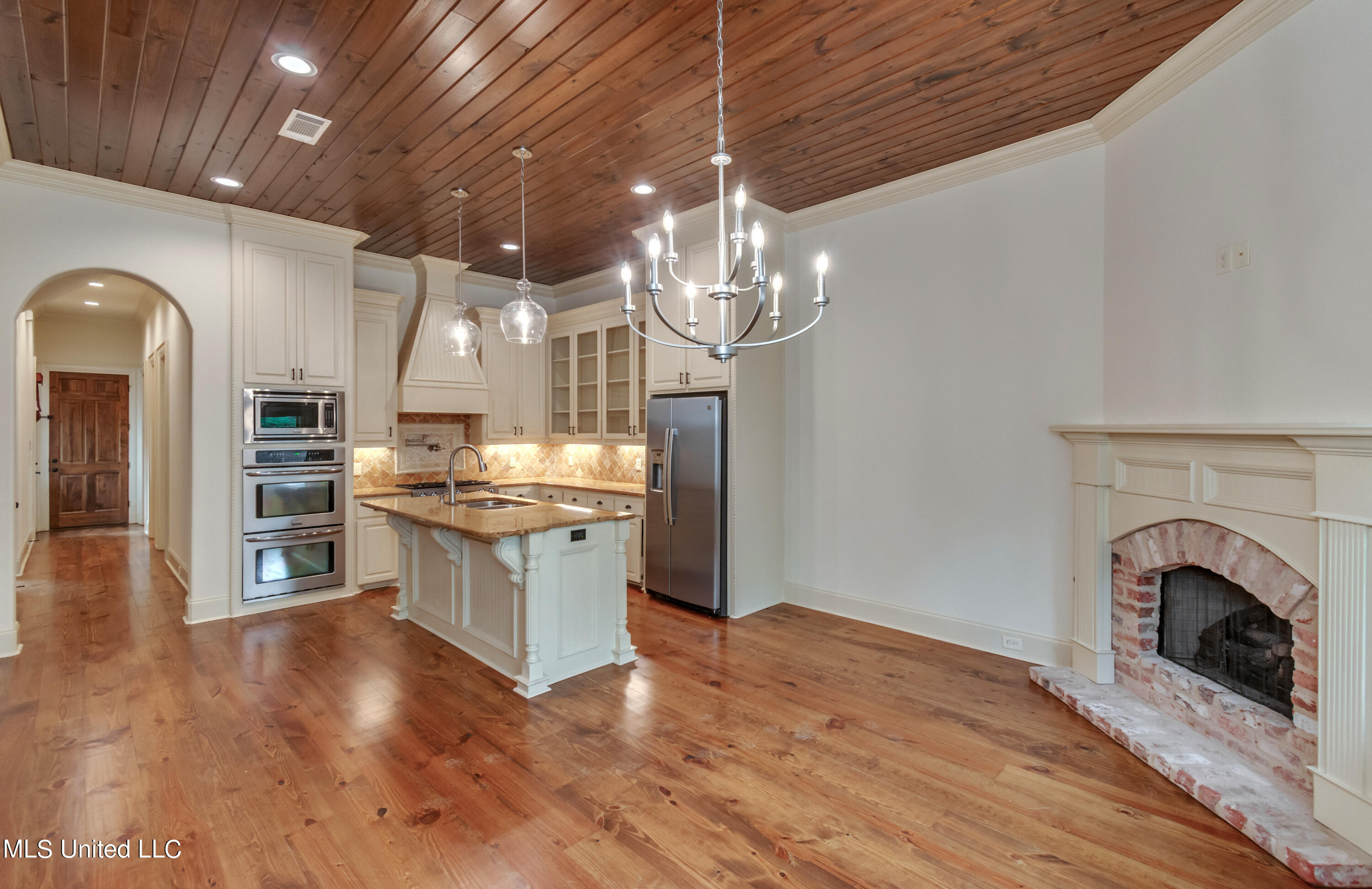 Madison, Mississippi 39110, United States, 4 Bedrooms Bedrooms, ,3 BathroomsBathrooms,Residential,Pending,50355