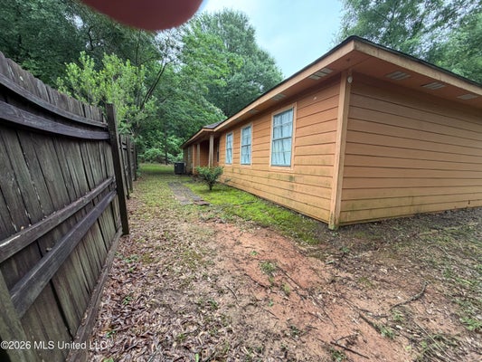 29 WILLIE LINDSEY DR, COLLINS, MS 39428 - Image 885d00f89c4e32e6f1715fe7ea419b9d/1981963543