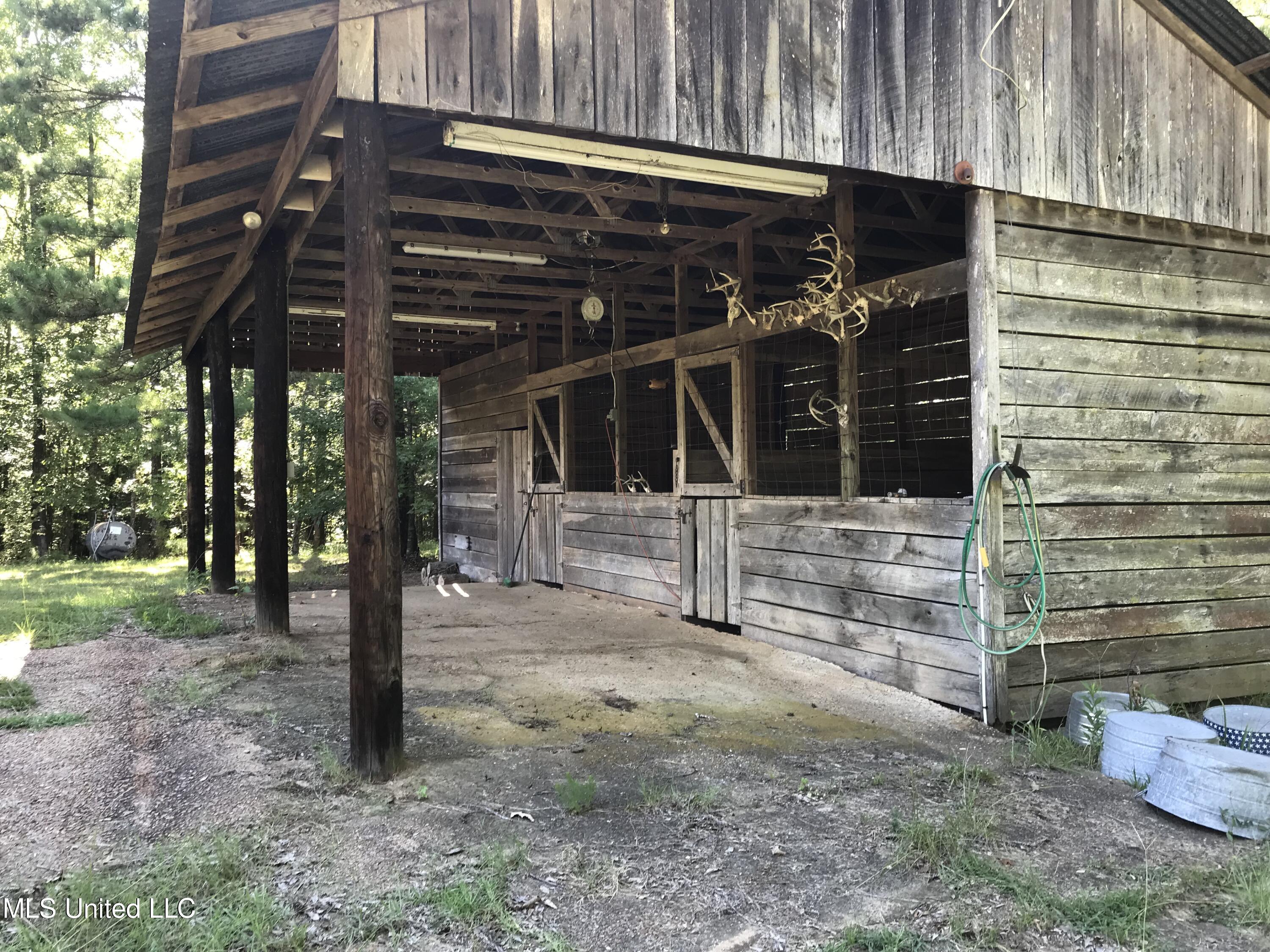 1966 Narrow Gauge Road, Bolton, Mississippi image 7