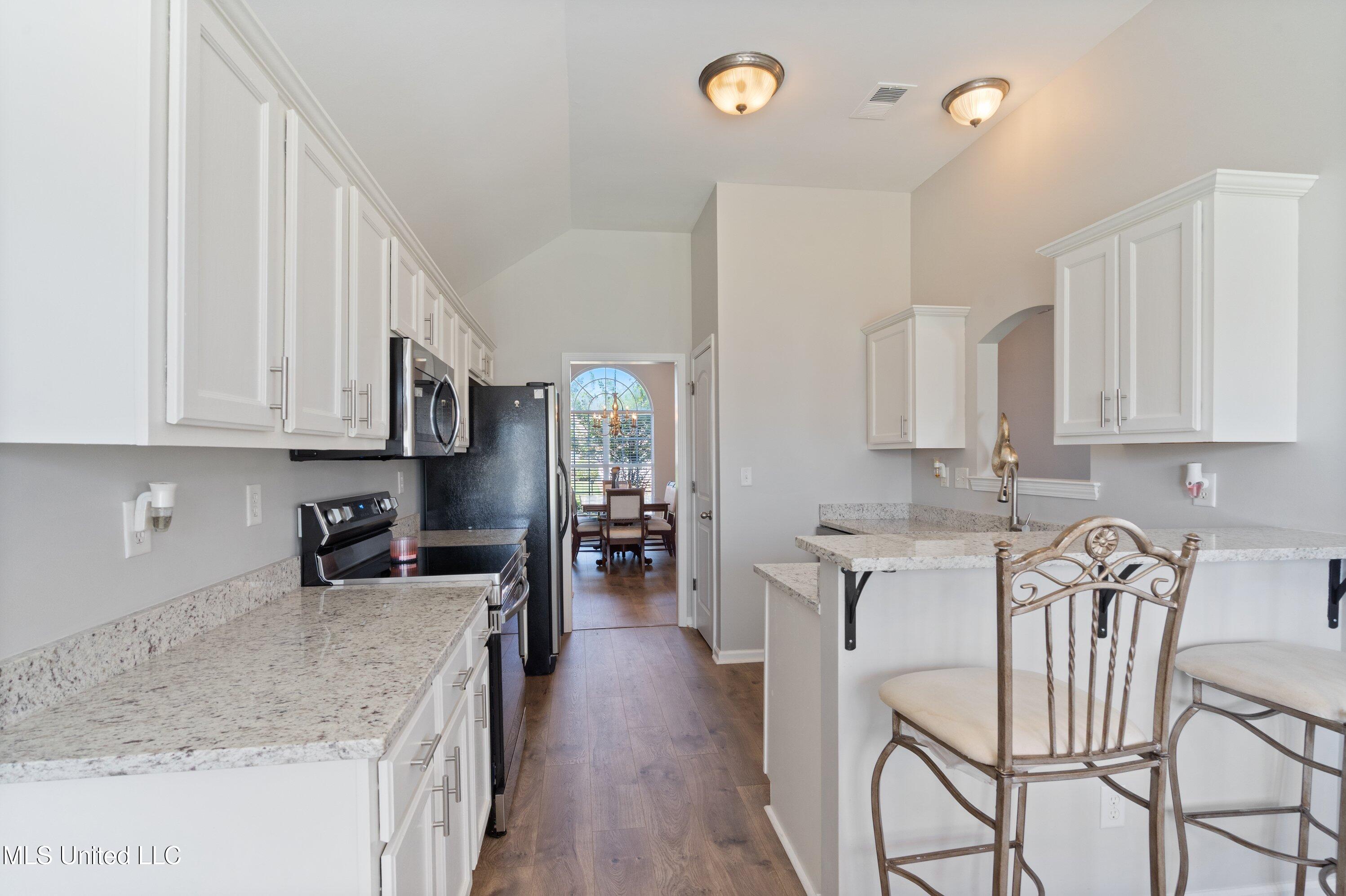 7868 Plantation Ridge Cove, Olive Branch, Mississippi image 12