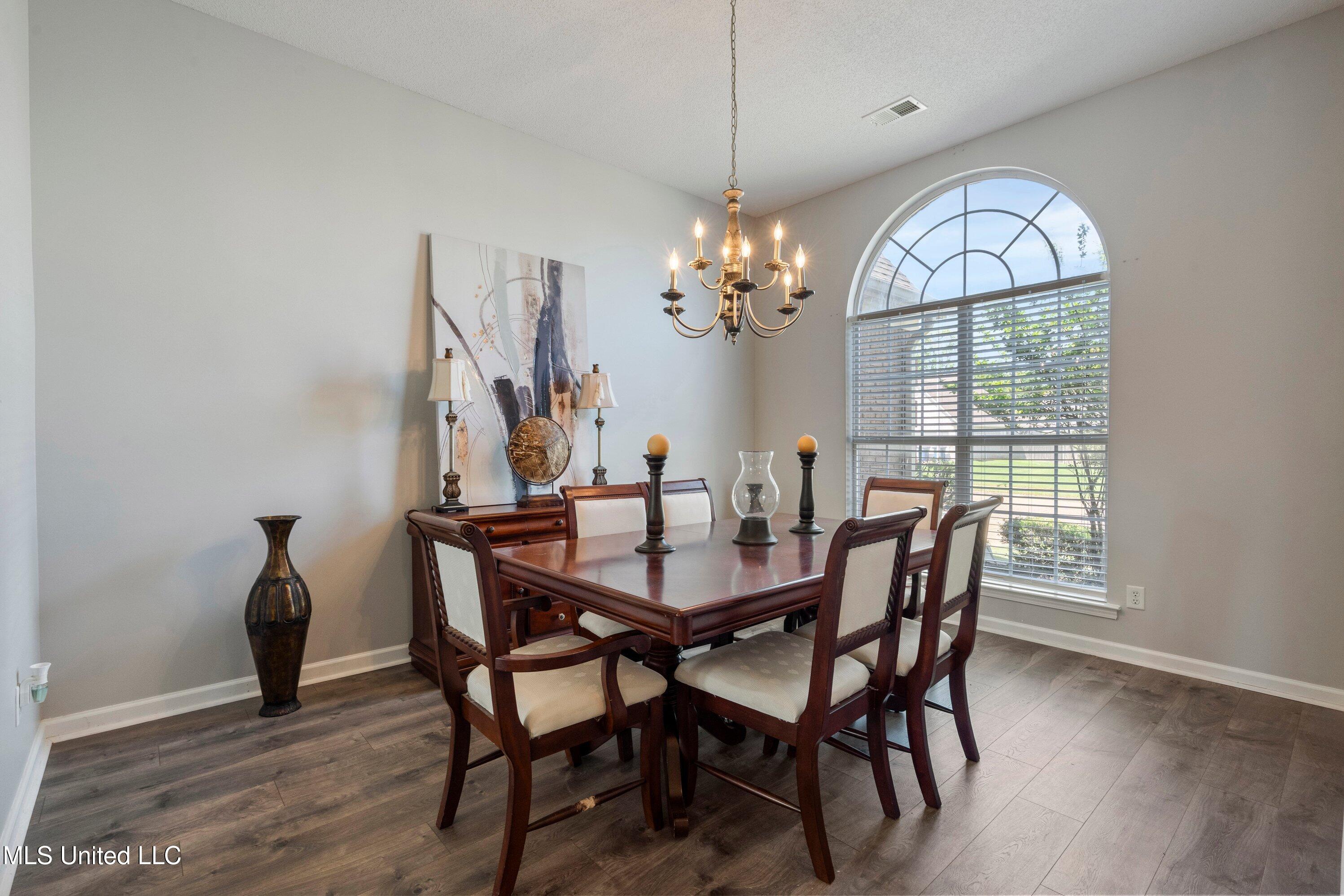 7868 Plantation Ridge Cove, Olive Branch, Mississippi image 5