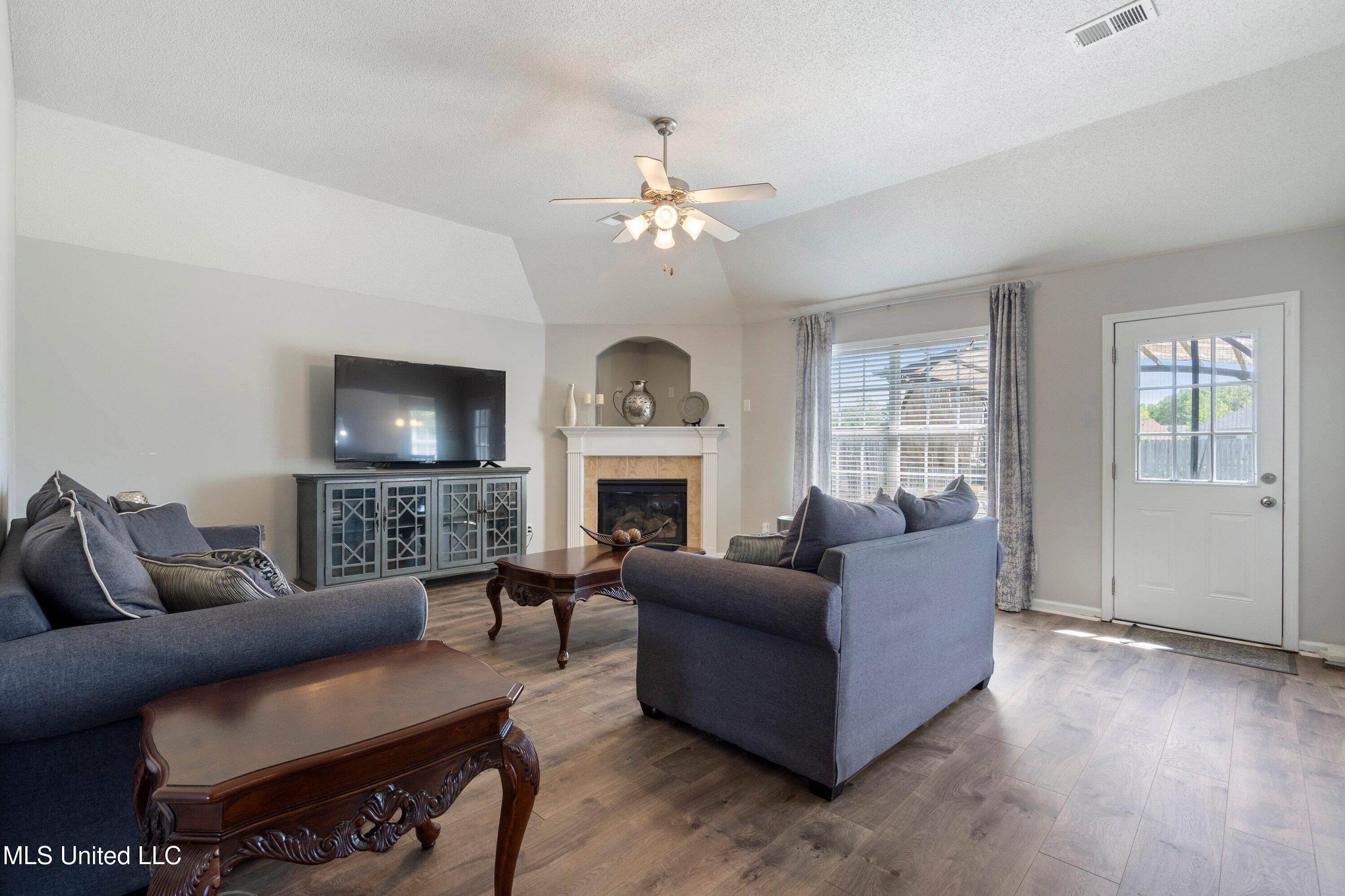 7868 Plantation Ridge Cove, Olive Branch, Mississippi image 7