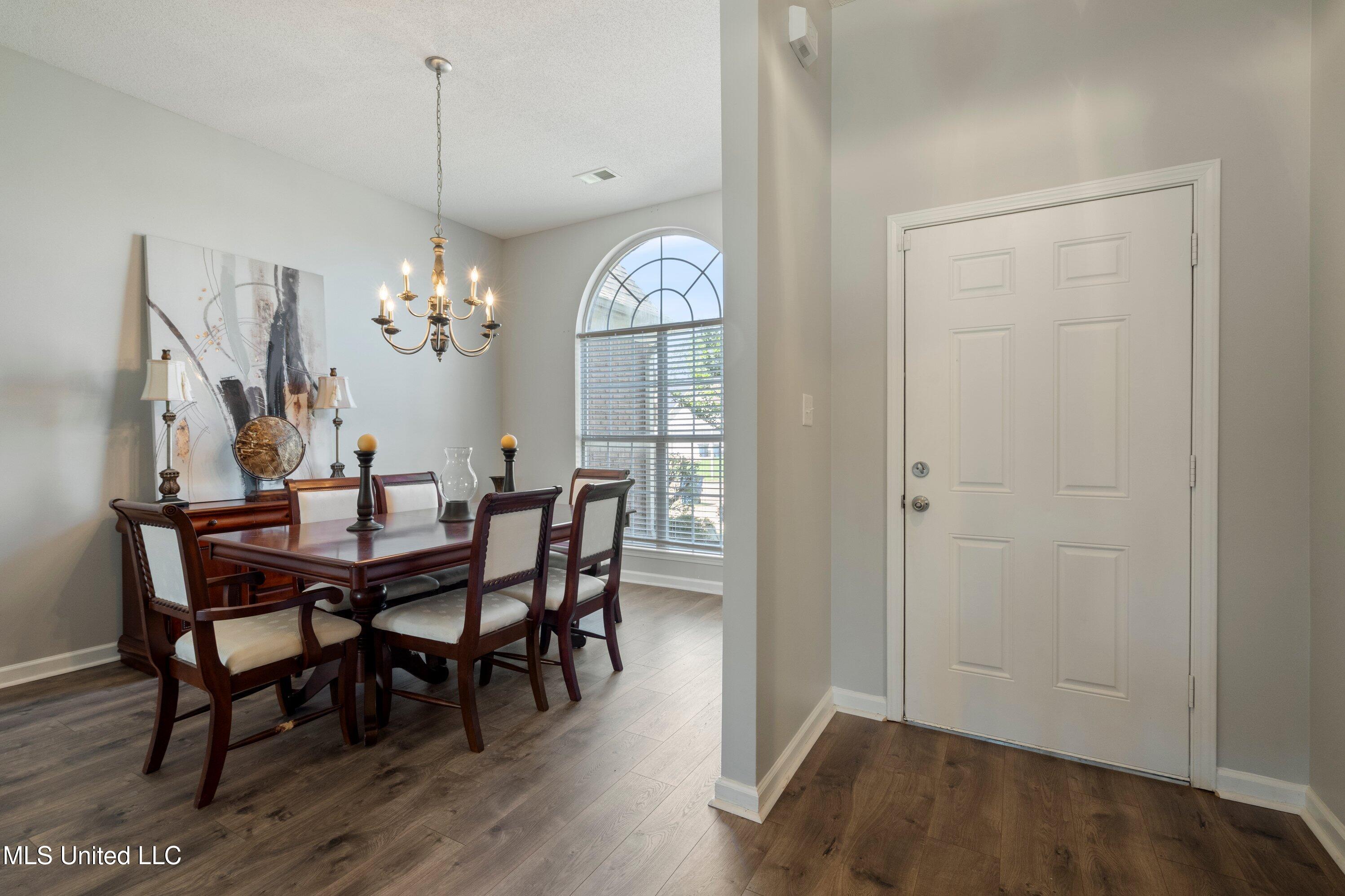 7868 Plantation Ridge Cove, Olive Branch, Mississippi image 6