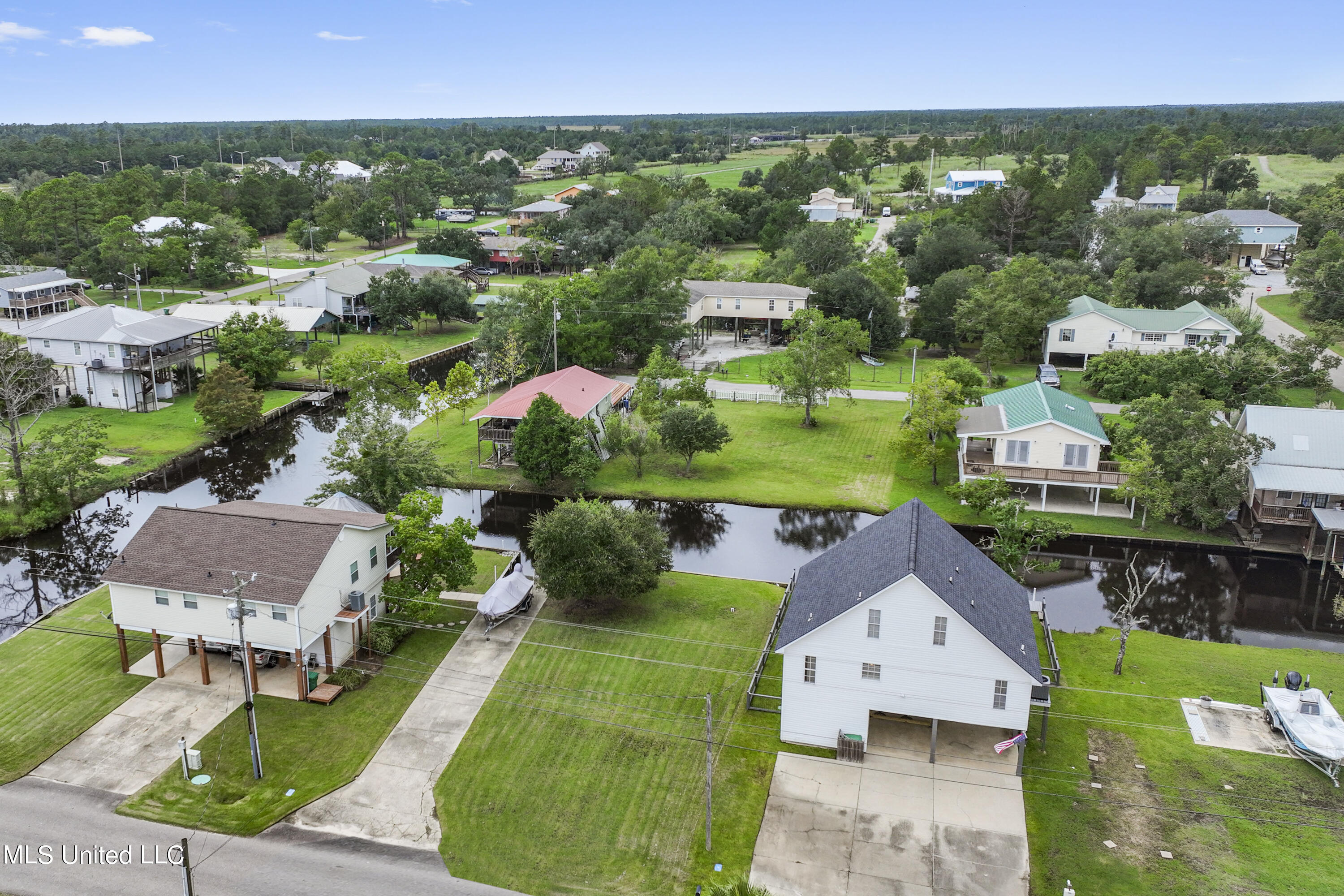 11113 Lagan Street, Bay Saint Louis, Mississippi image 9