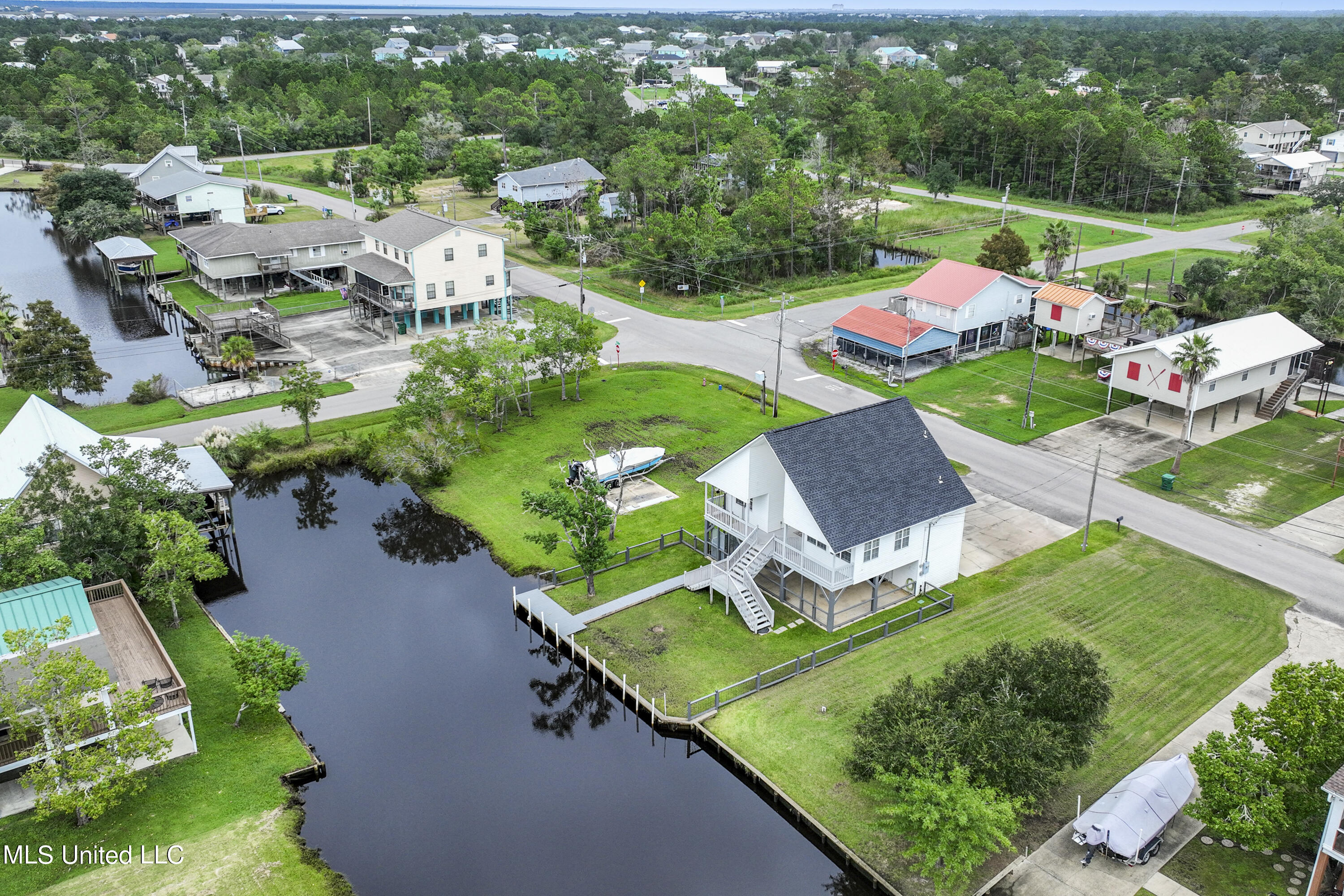 11113 Lagan Street, Bay Saint Louis, Mississippi image 48