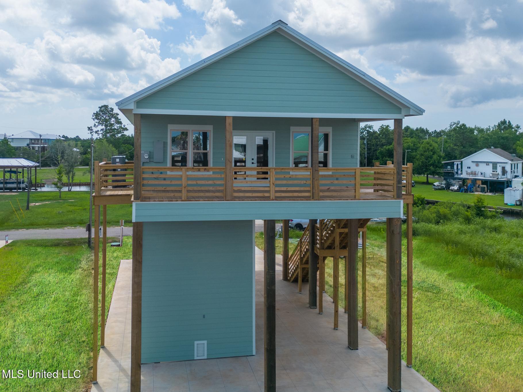 4022 Ceylon Street, Bay Saint Louis, Mississippi image 2