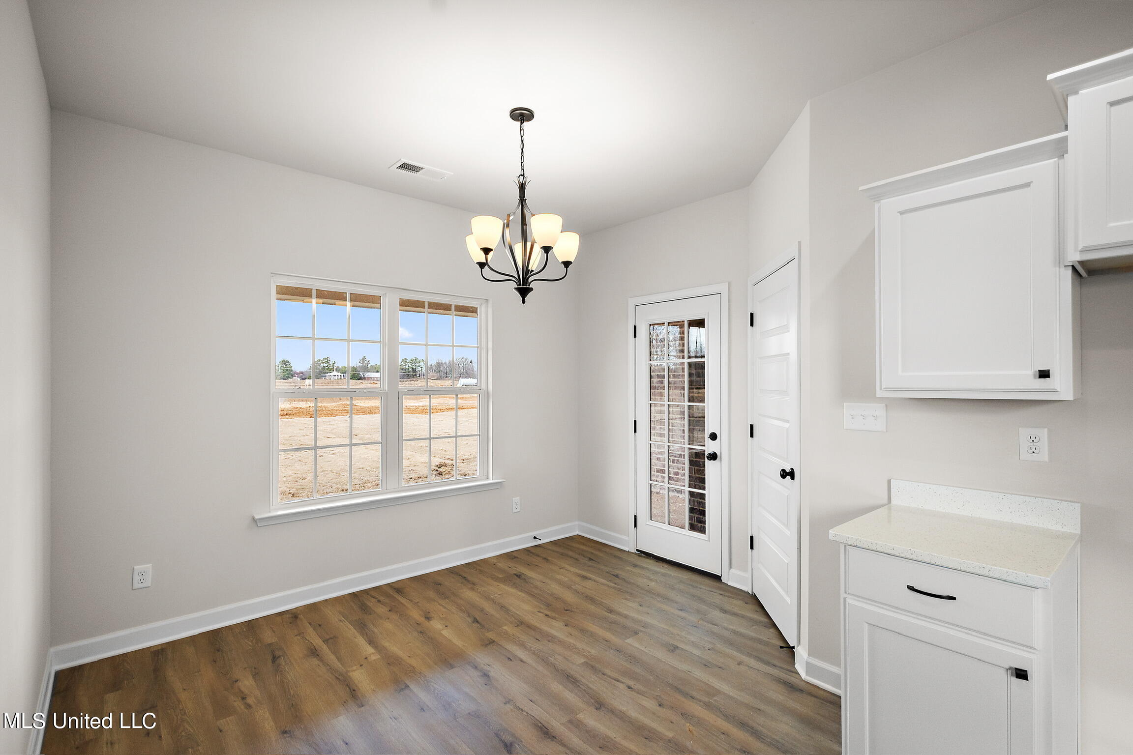 2337 Franklin Drive, Southaven, Mississippi image 13