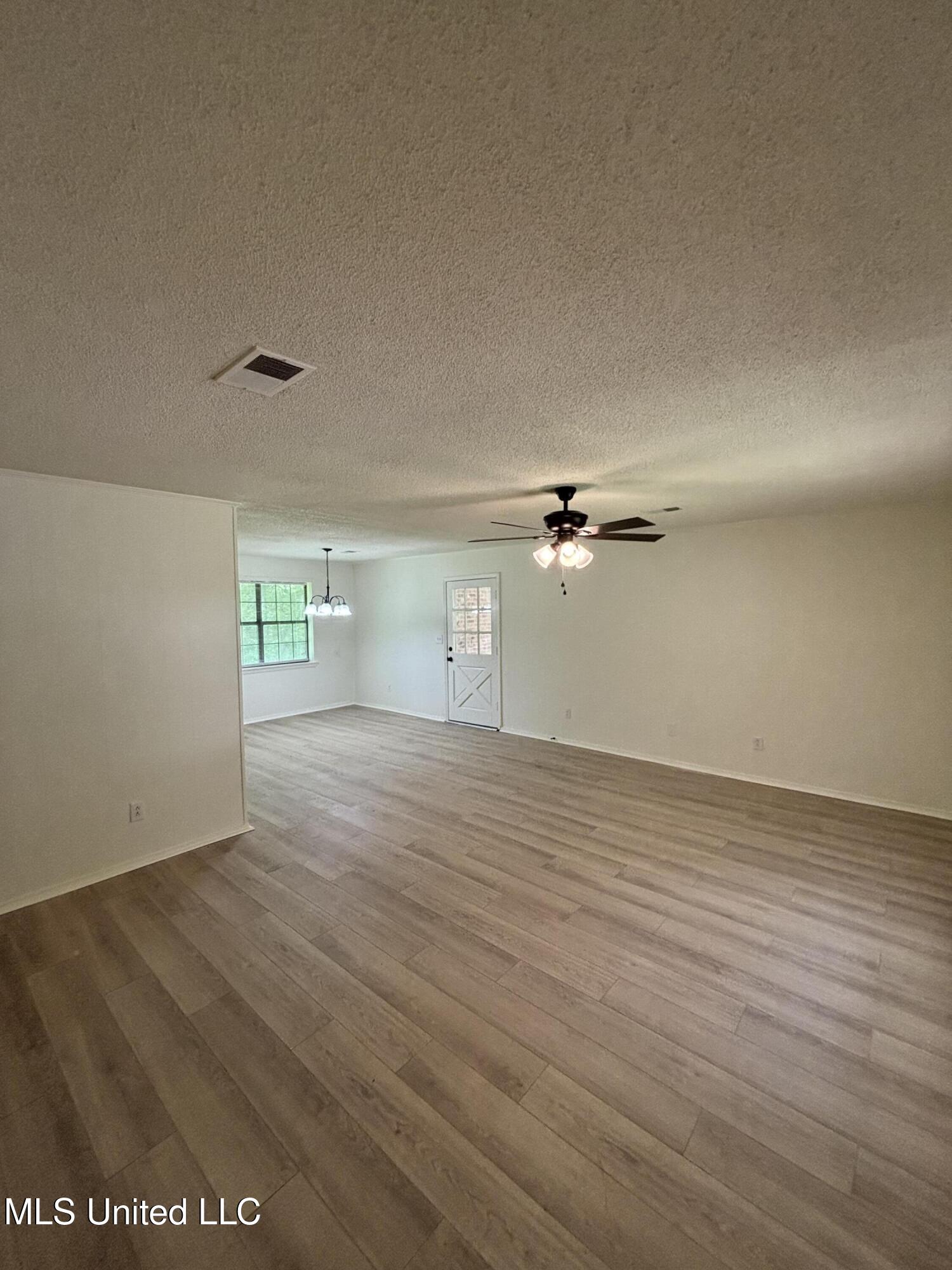 578 Robbindale Lane, Holly Springs, Mississippi image 5