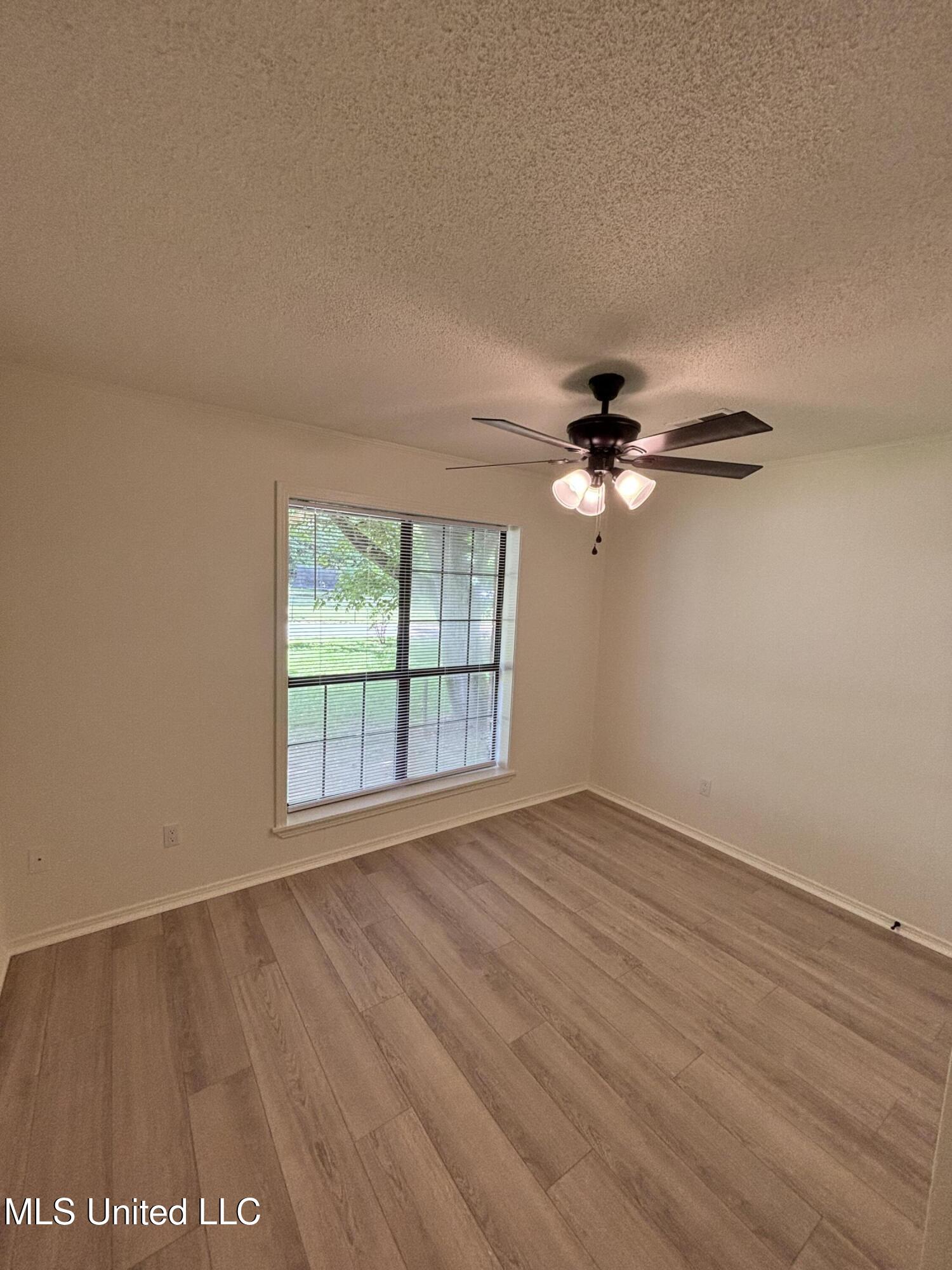 578 Robbindale Lane, Holly Springs, Mississippi image 17