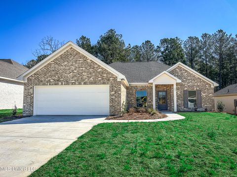 Homes For Sale - 947 Riverside Lane<br/> Pearl, MS 39208