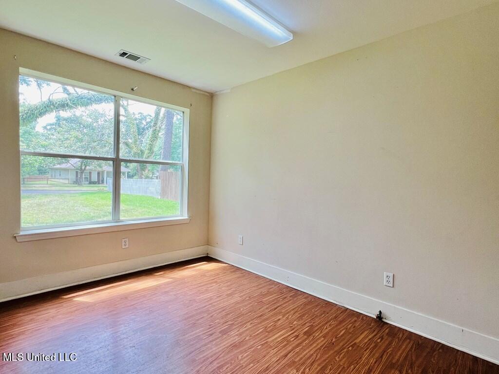 308 W Beers Street, Poplarville, Mississippi image 7