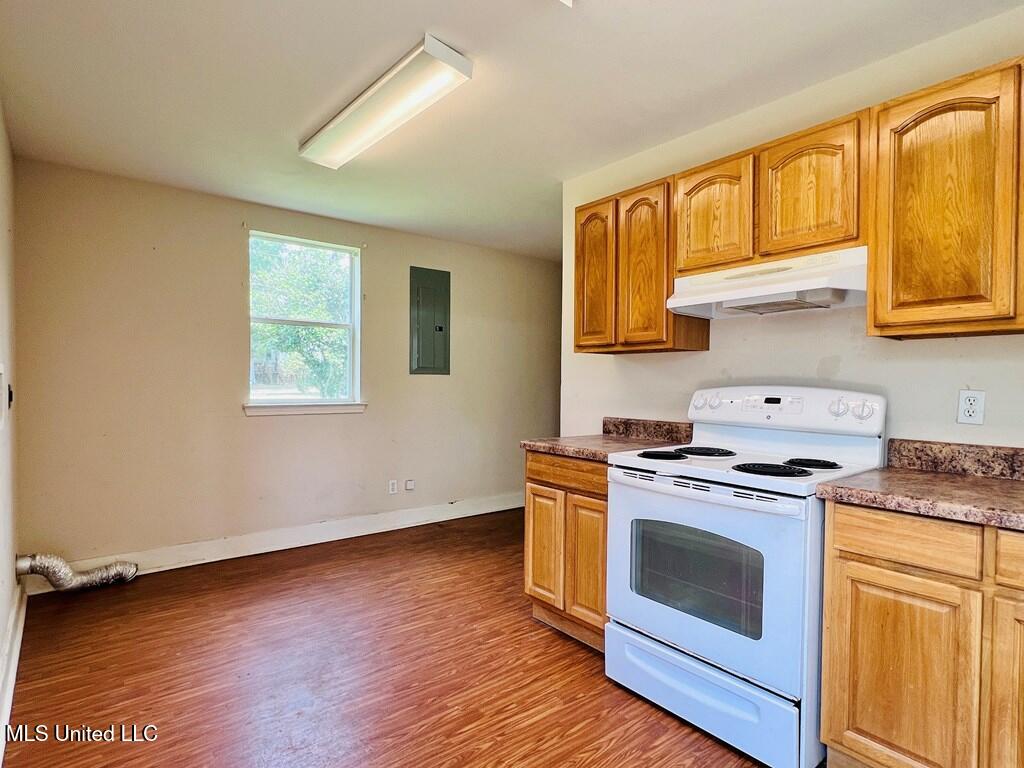 308 W Beers Street, Poplarville, Mississippi image 10