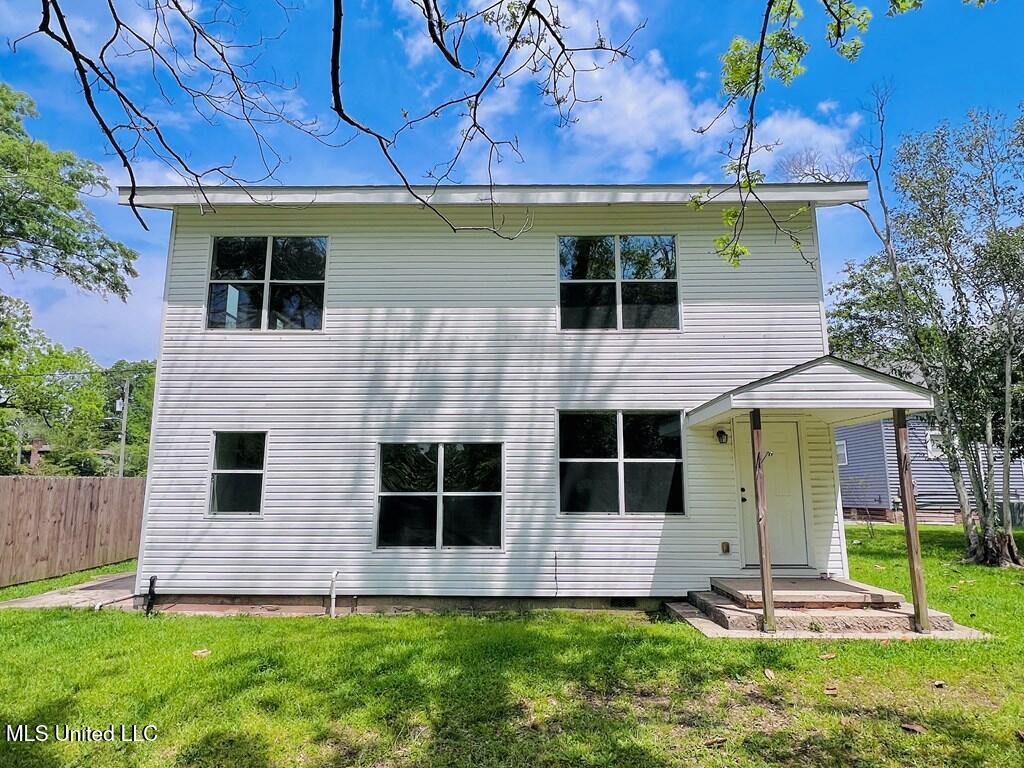 308 W Beers Street, Poplarville, Mississippi image 4