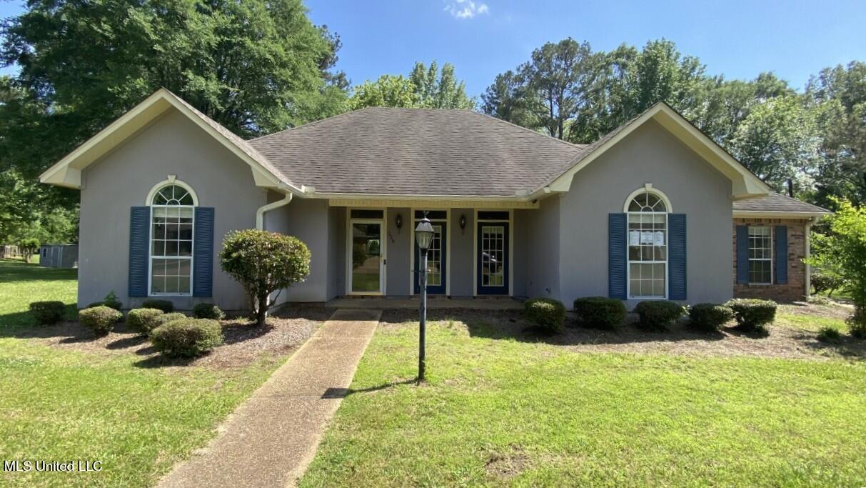 326 Amanda Lane, Byram, Mississippi image 1