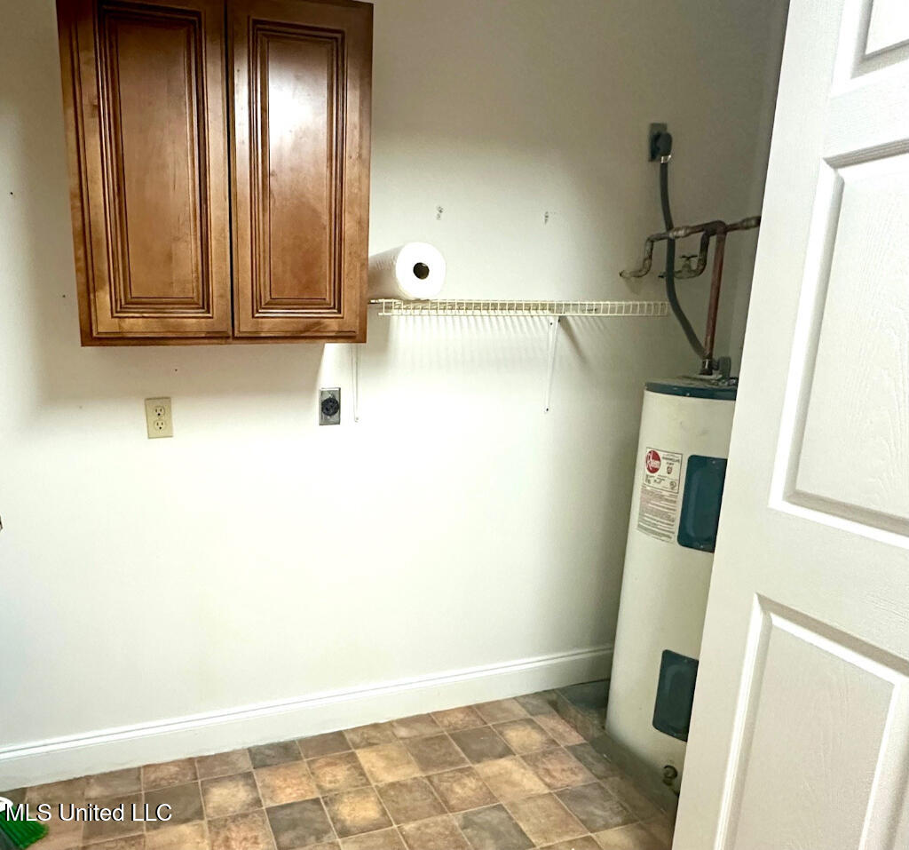 6 Dogwood Circle, Diamondhead, Mississippi image 11