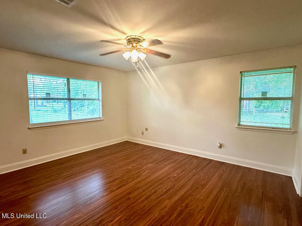 6 Dogwood Circle, Diamondhead, Mississippi image 6