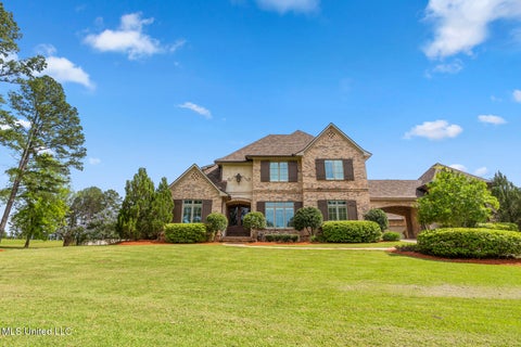Homes For Sale - 430 Johnstone Drive<br/> Madison, MS 39110