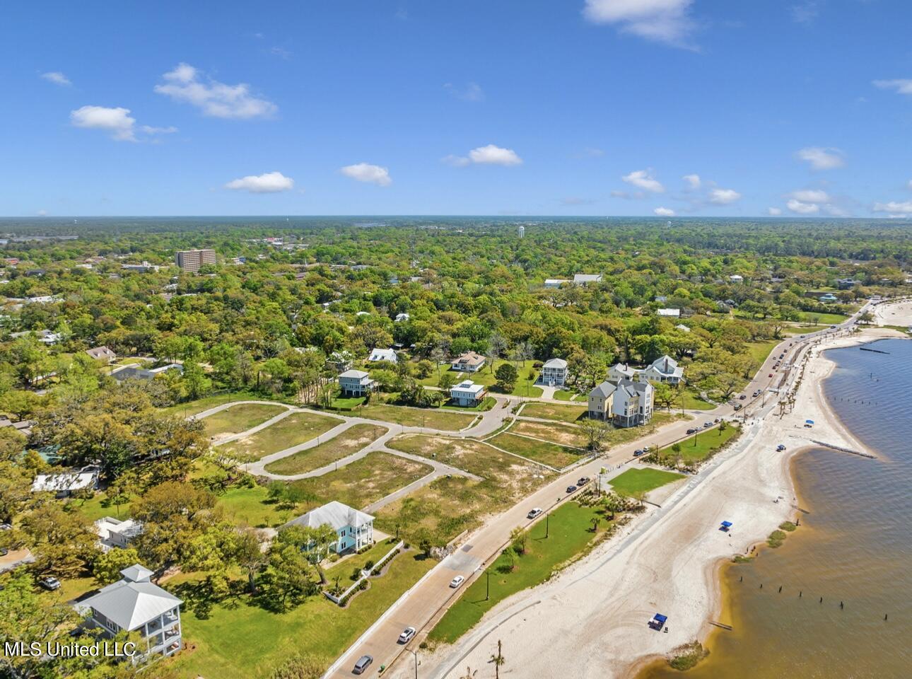 107 S. Beach Drive, Ocean Springs, Mississippi image 7