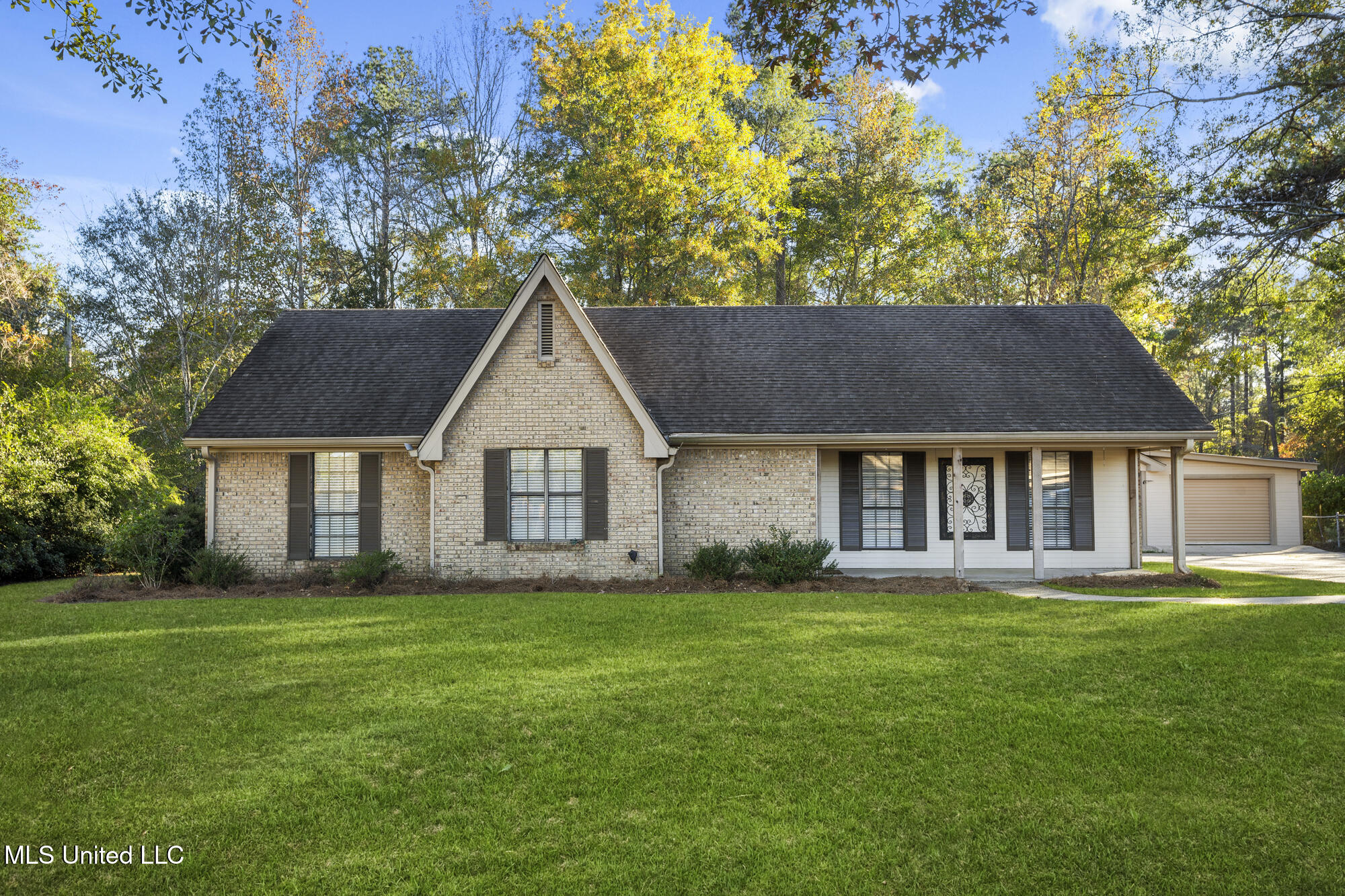 415 Trussell Road, Petal, Mississippi image 1