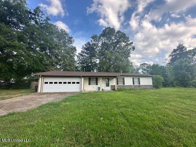 1923 Carolyn Lane, Pearl, Mississippi image 1