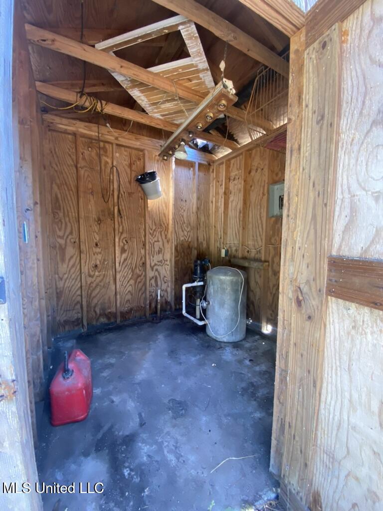 7066 Dubys Lane, Long Beach, Mississippi image 27