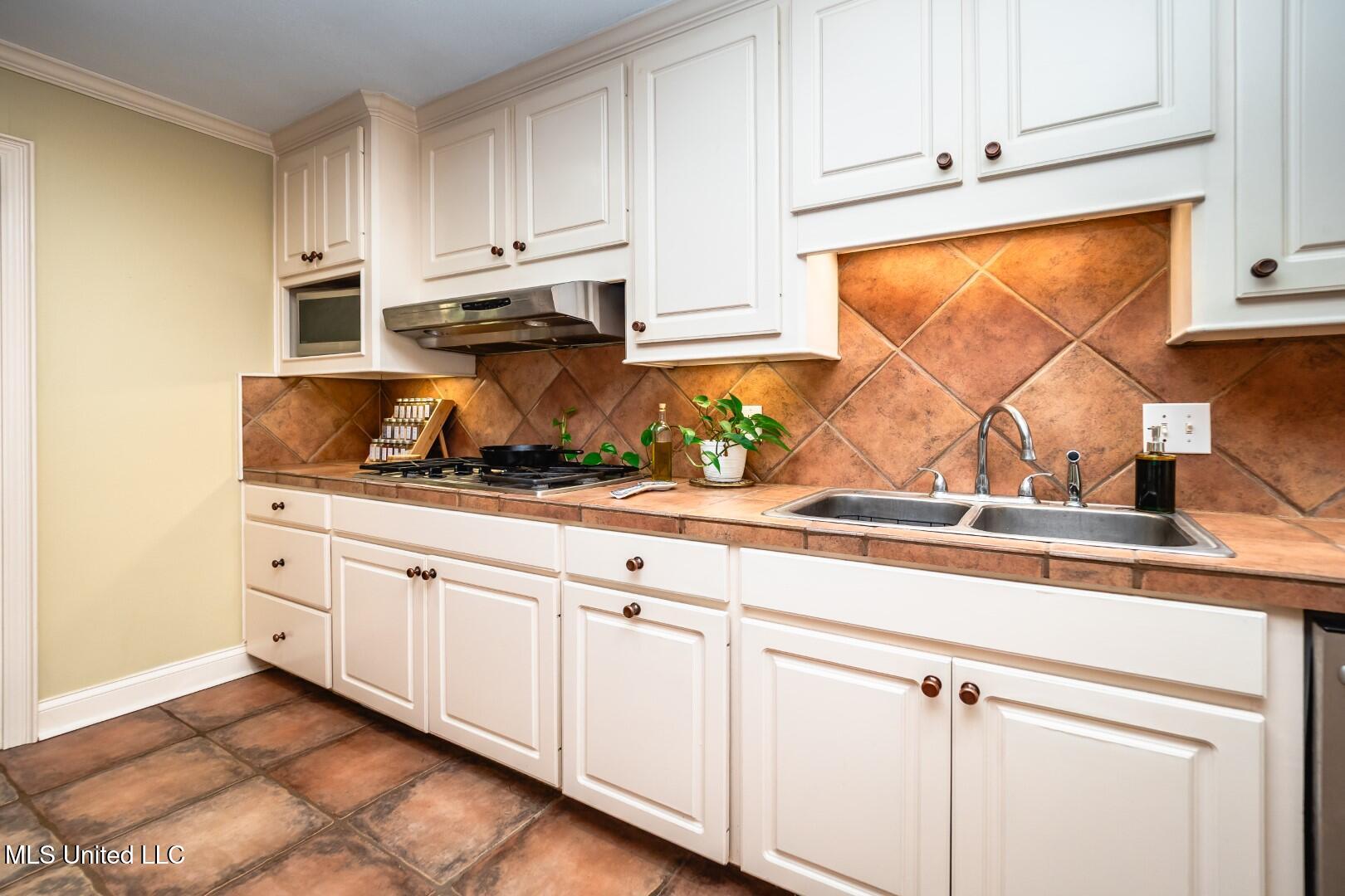 2018 London Avenue, Jackson, Mississippi image 17