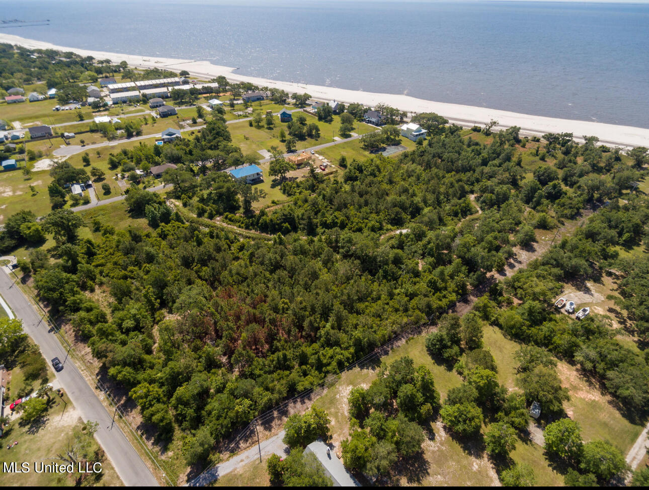 616 W Beach Boulevard, Long Beach, Mississippi image 5