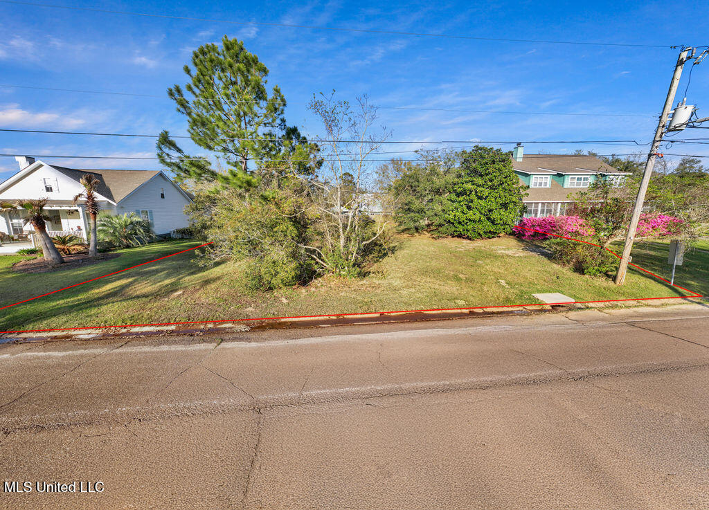 112 Seabrook Drive, Waveland, Mississippi image 4