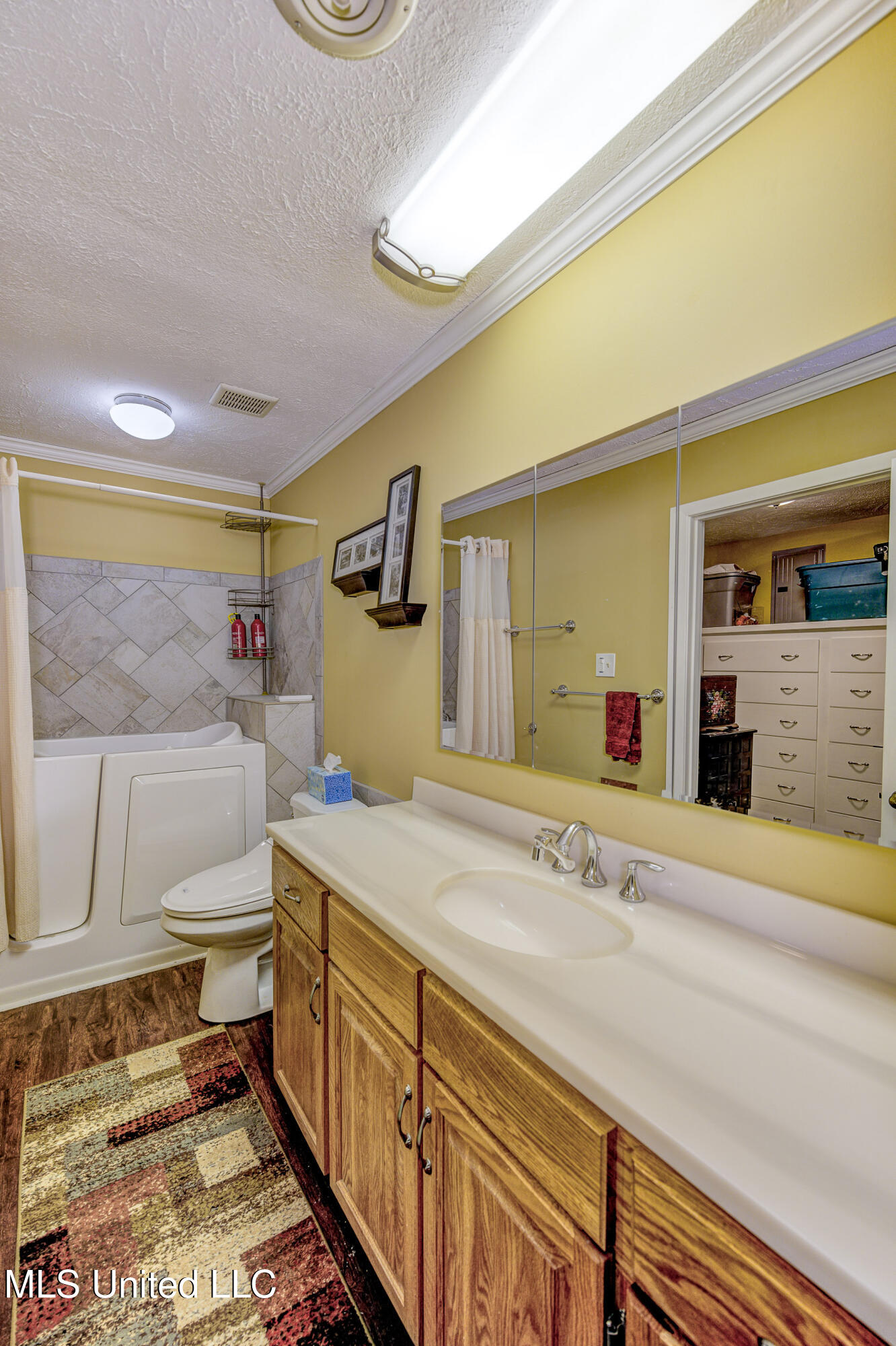 911 Newitt Vick Drive, Vicksburg, Mississippi image 23