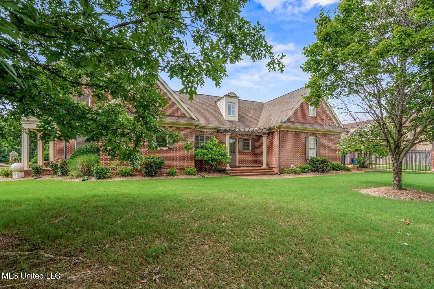 4050 Robinson Crossing, Olive Branch, Mississippi image 3