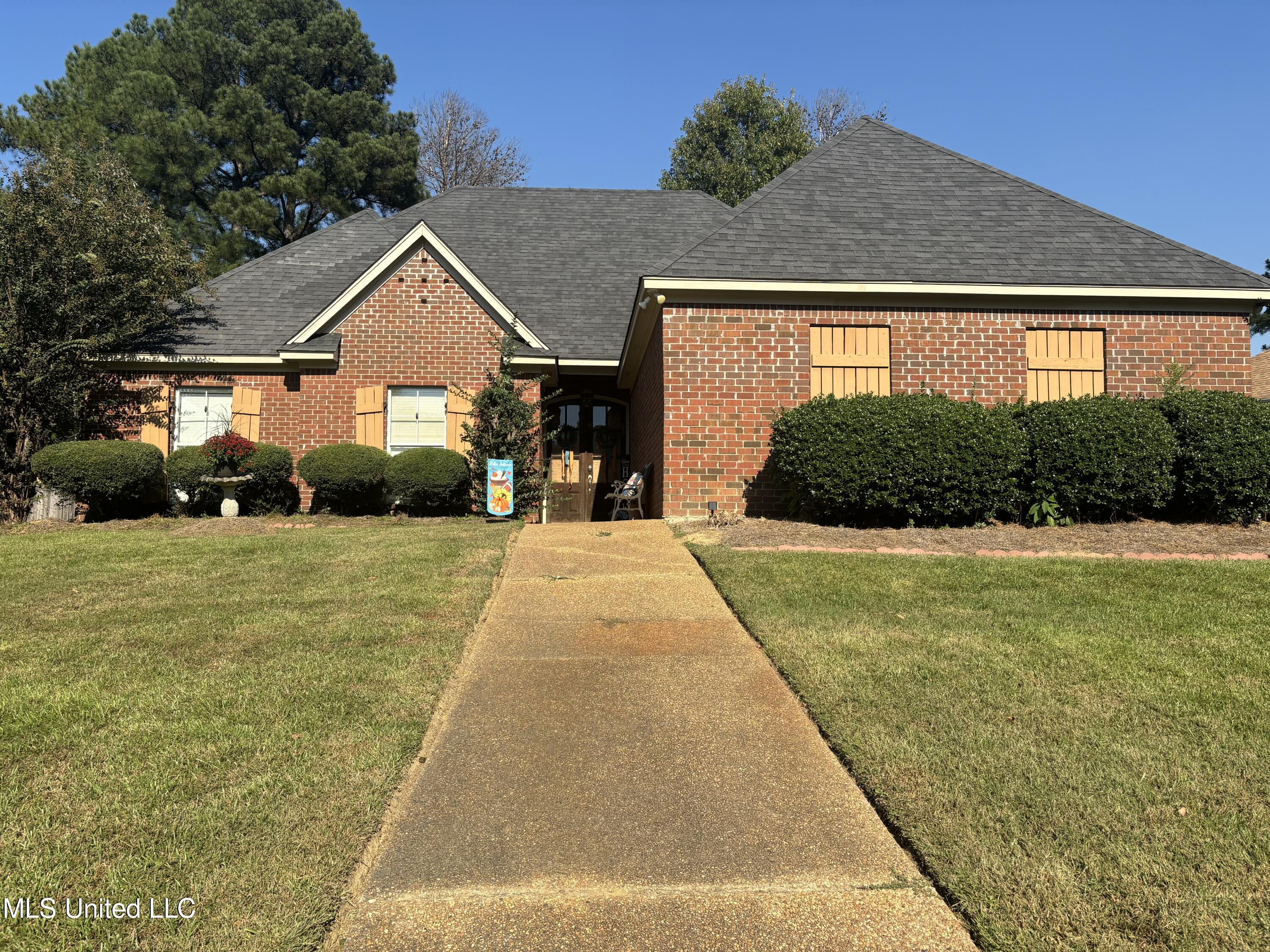 140 Devlin Springs Drive, Madison, Mississippi image 1